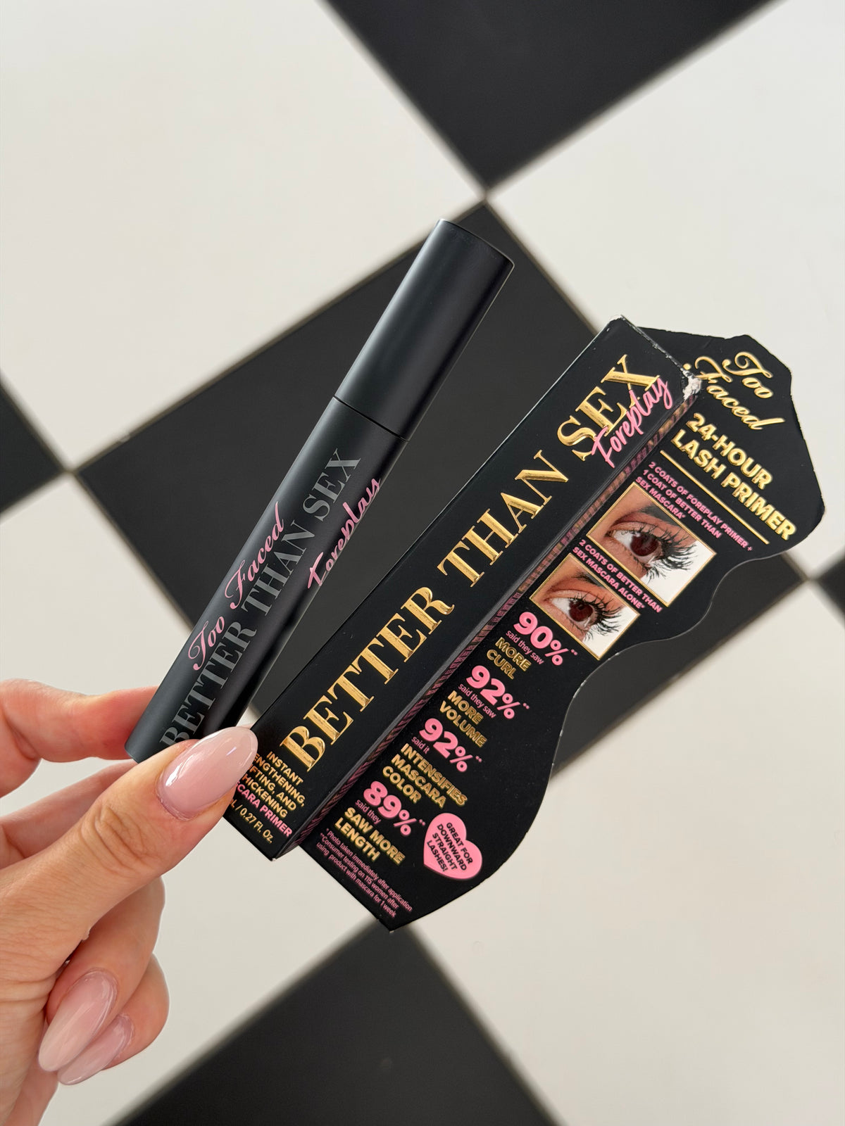 TOO FACED Better Than Sex Foreplay Mascara Primer
24-Hour Nourishing Mascara Primer