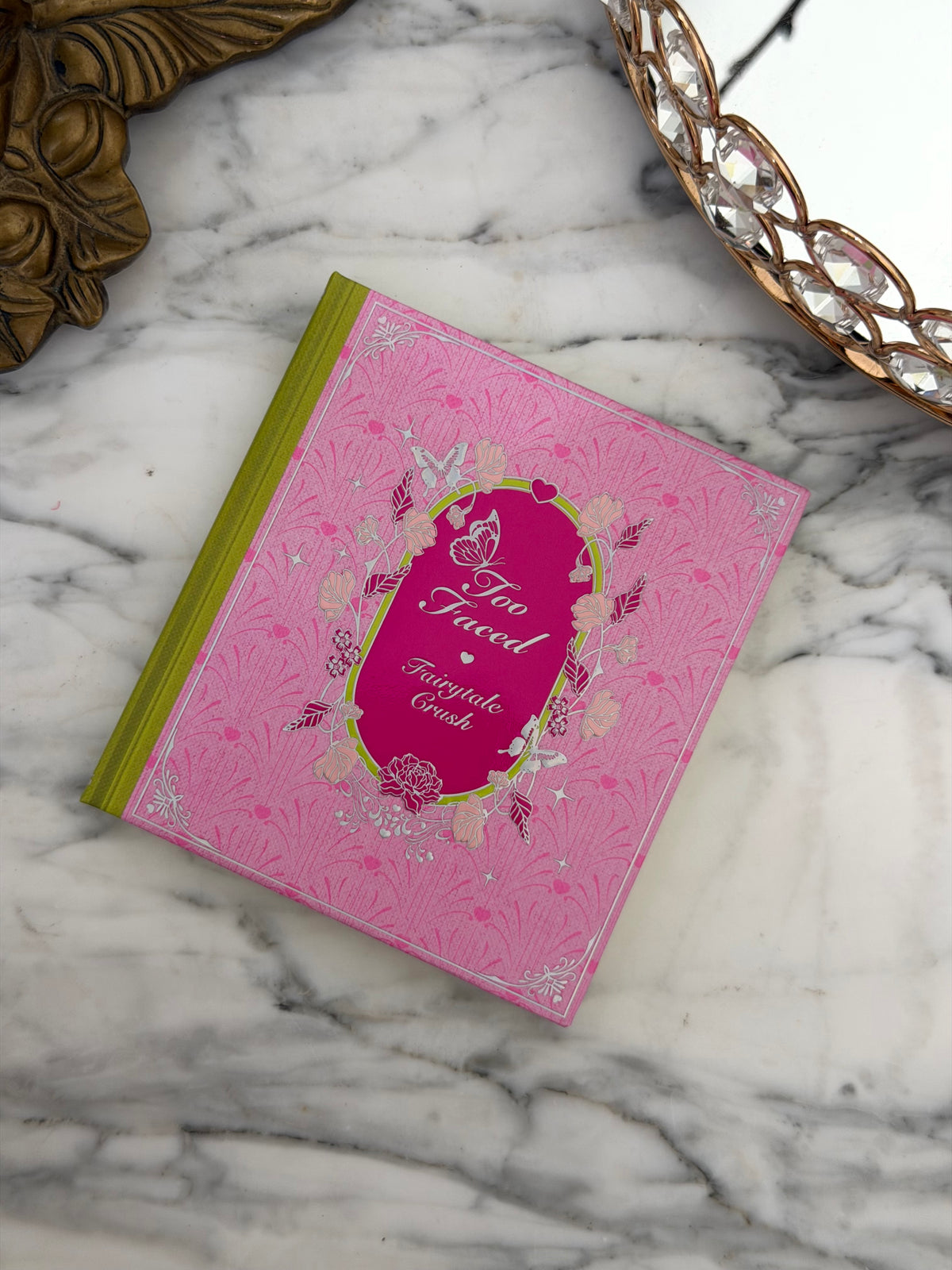 TOO FACED Fairytale Crush
Limited Edition Blush & Highlighter Palette