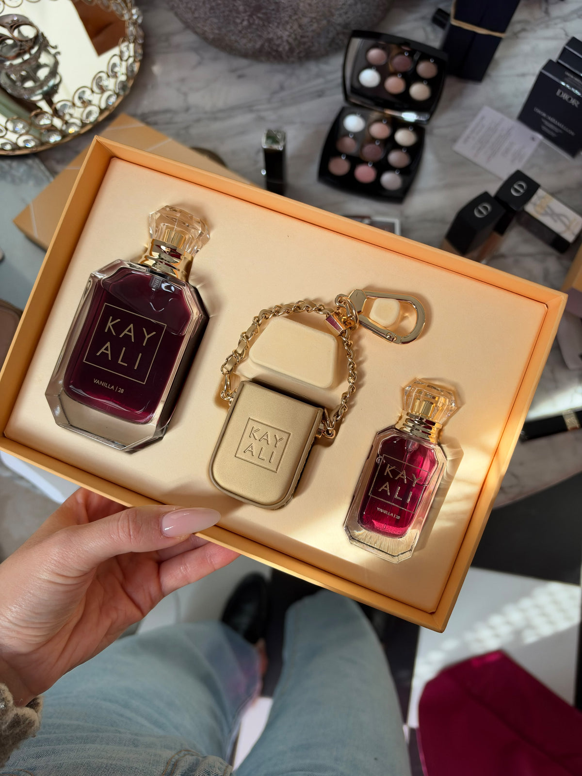 KAYALI Vanilla 28 Charm Set (50 + 10ml Edp + Perfume Case)