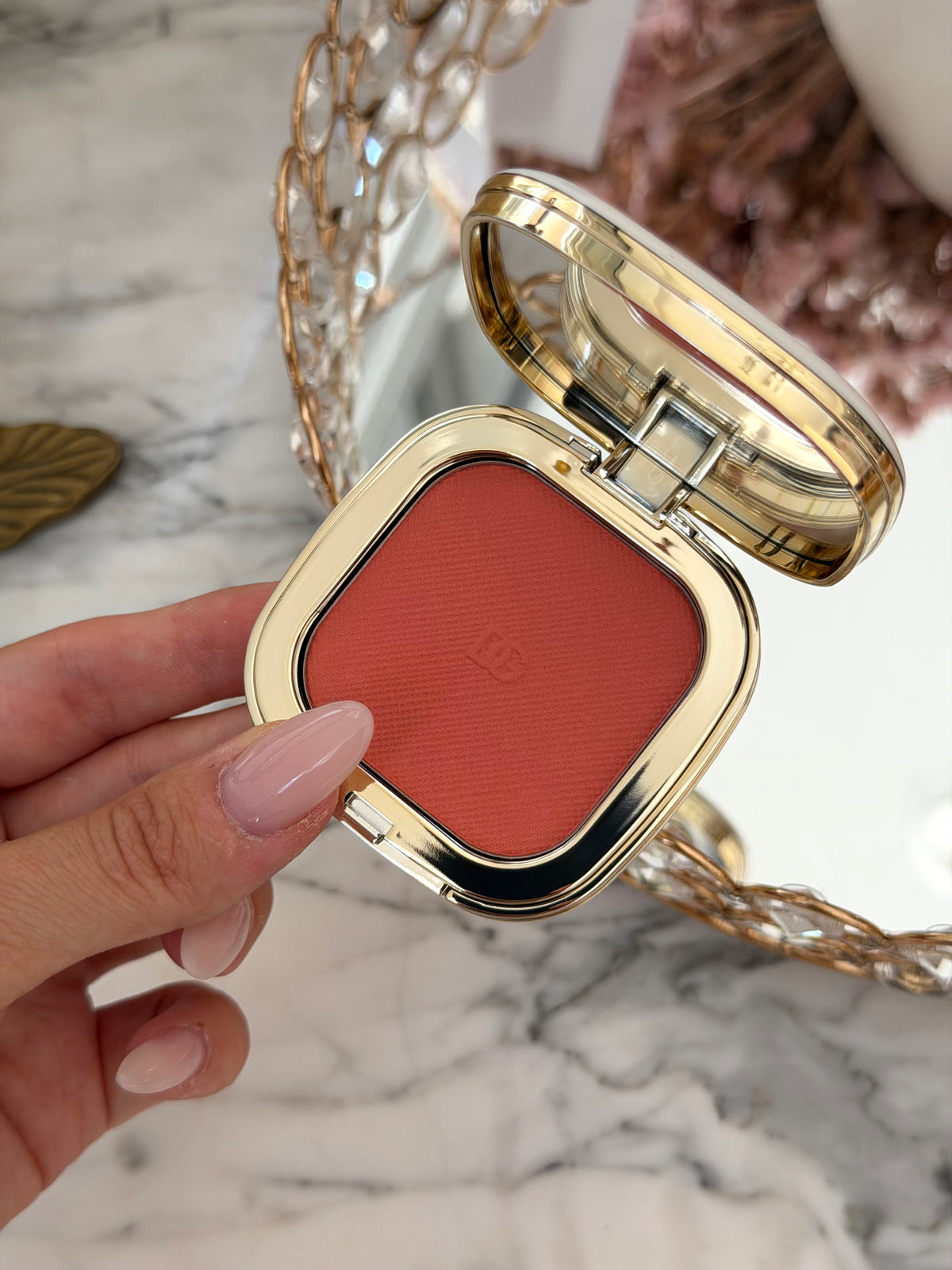 DOLCE&GABBANA
Cheek&Eyes Match - Lasting Blush & Eyshadow Powder (02)
