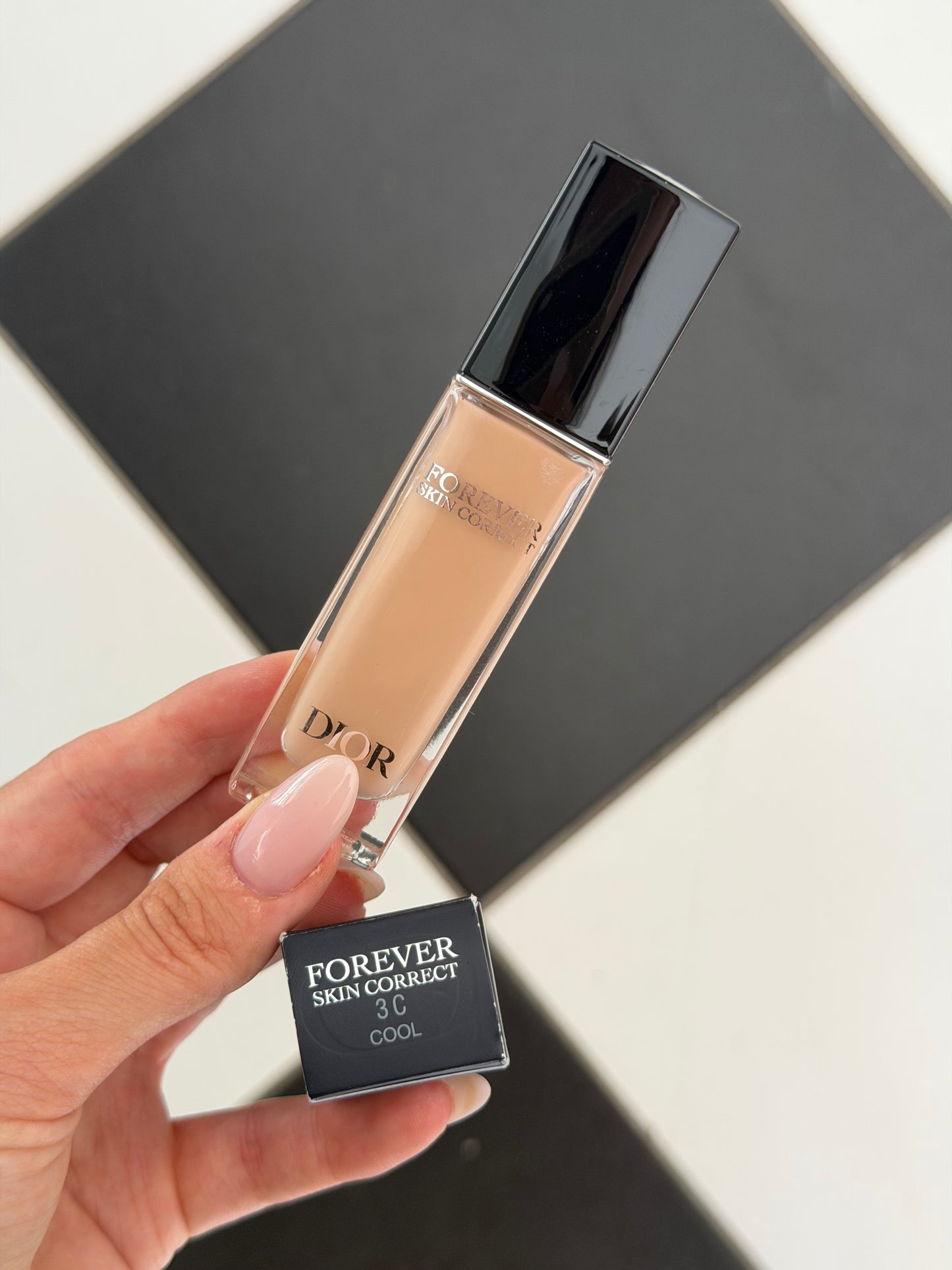 DIOR Forever Skin Correct (3C)
Full-Coverage Concealer - 24h Hydration and Wear - No Transfer