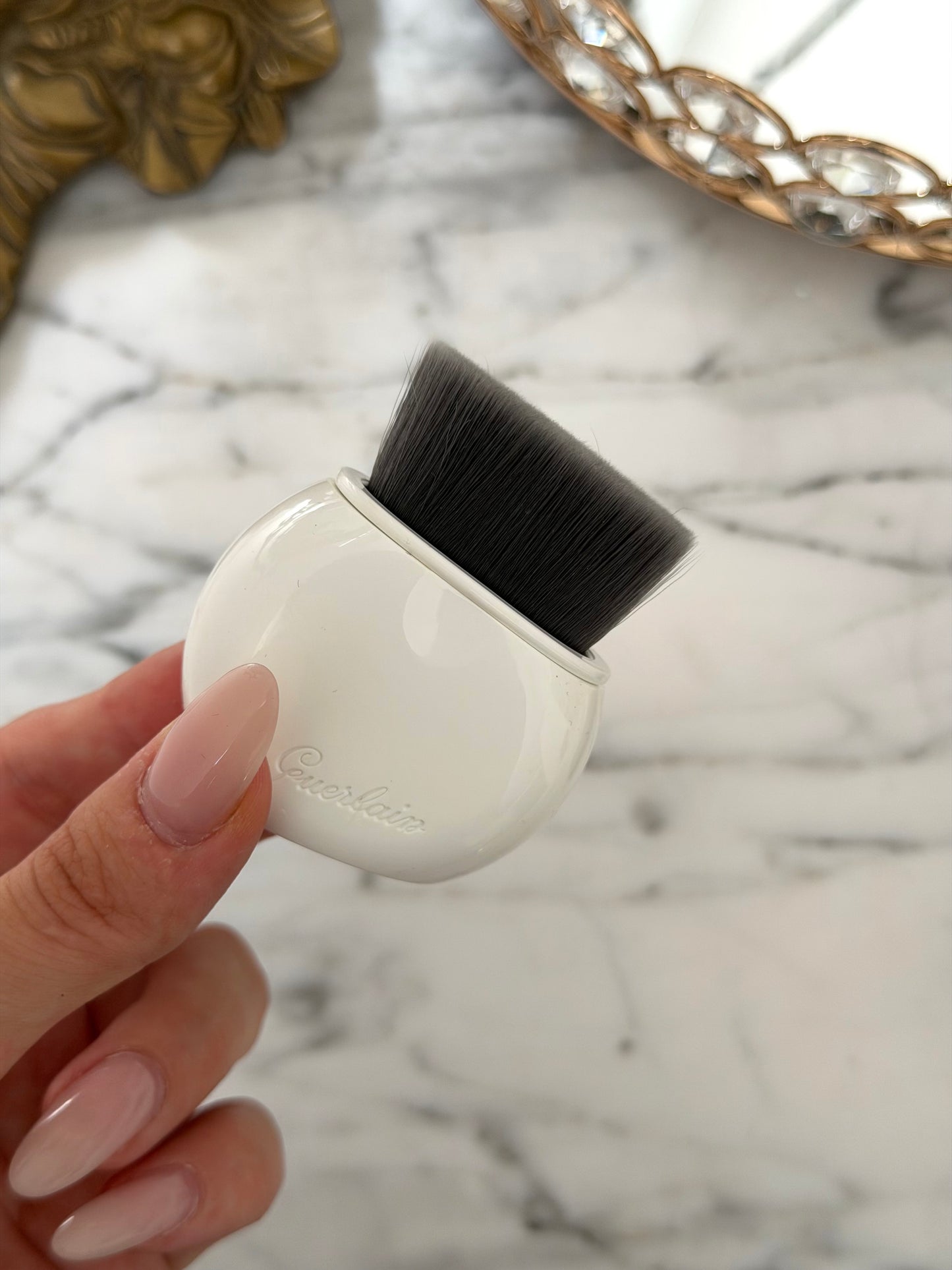 GUERLAIN
L'Essentiel Retractable Foundation Brush