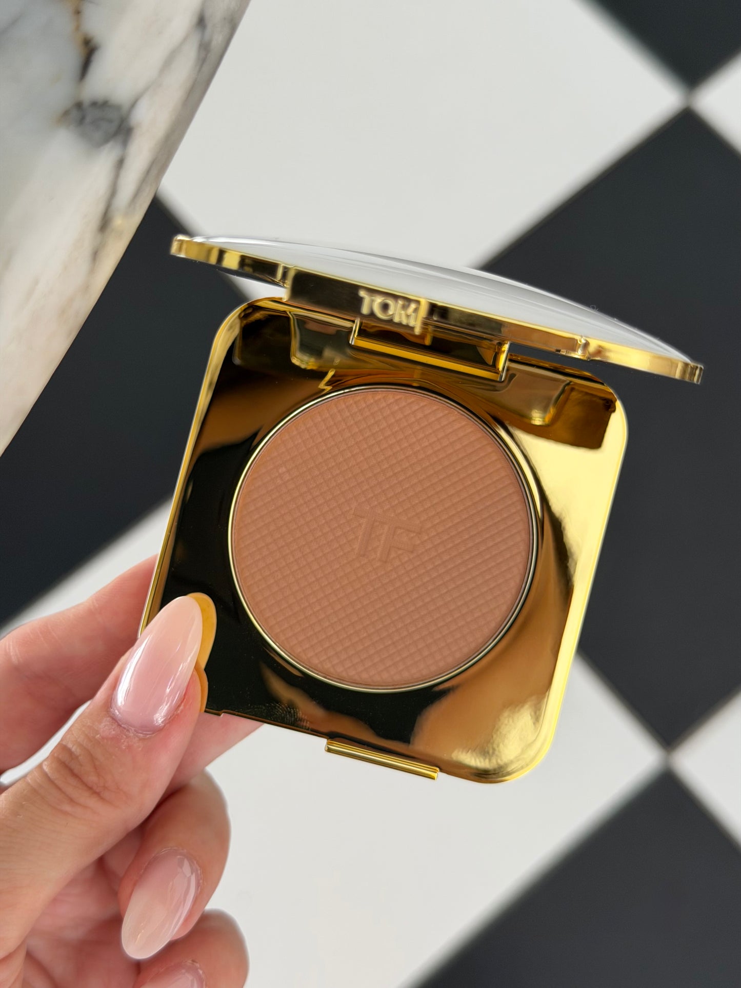 TOM FORD Soleil Glow Bronzer (02)