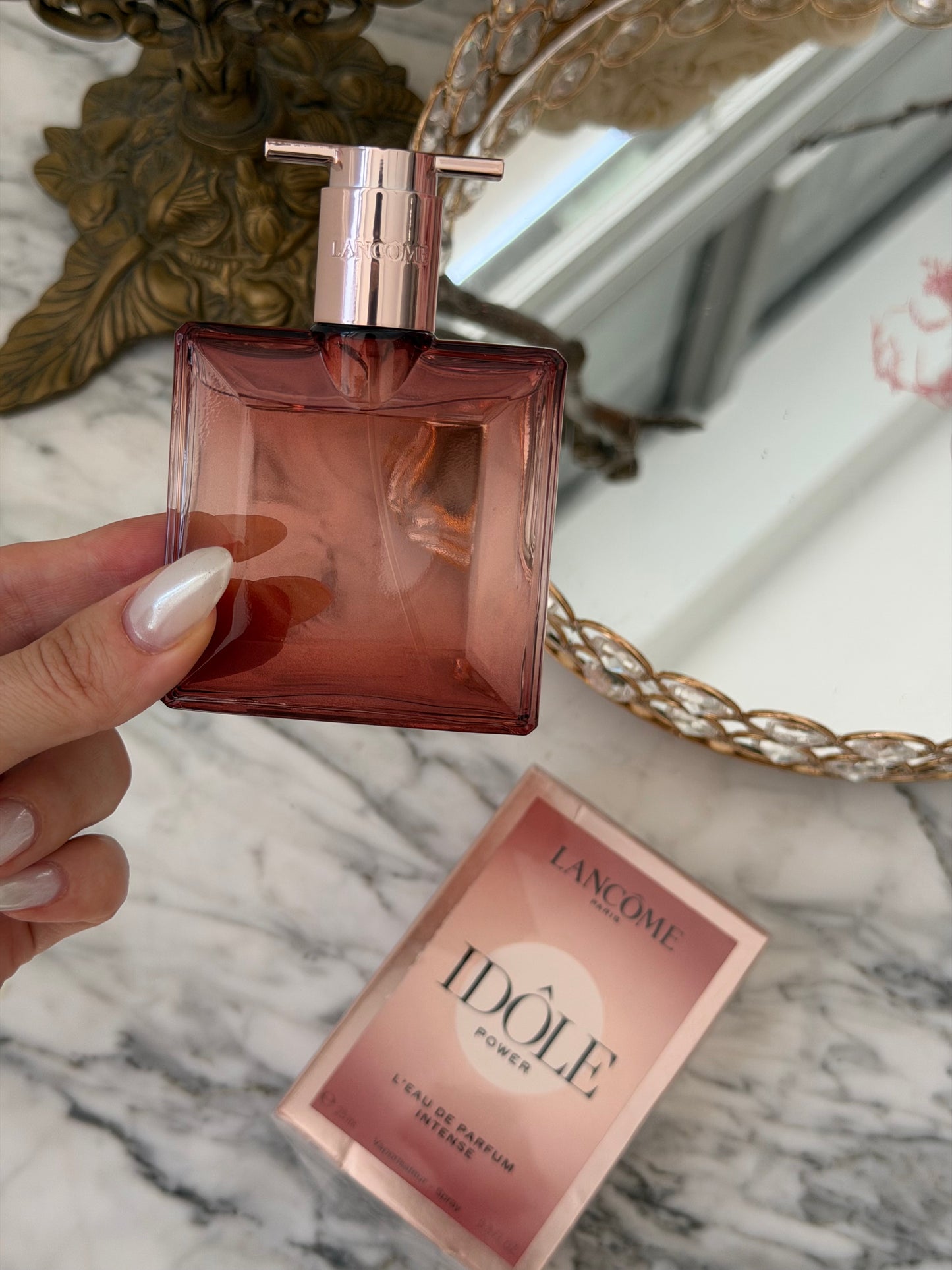 LANCÔME Idole Power Eau De Parfum Intense
Fruity and Woody