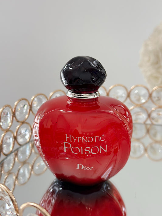 DIOR Hypnotic Poison Eau de Toilette 100ml
Ambery and Vanilla Notes