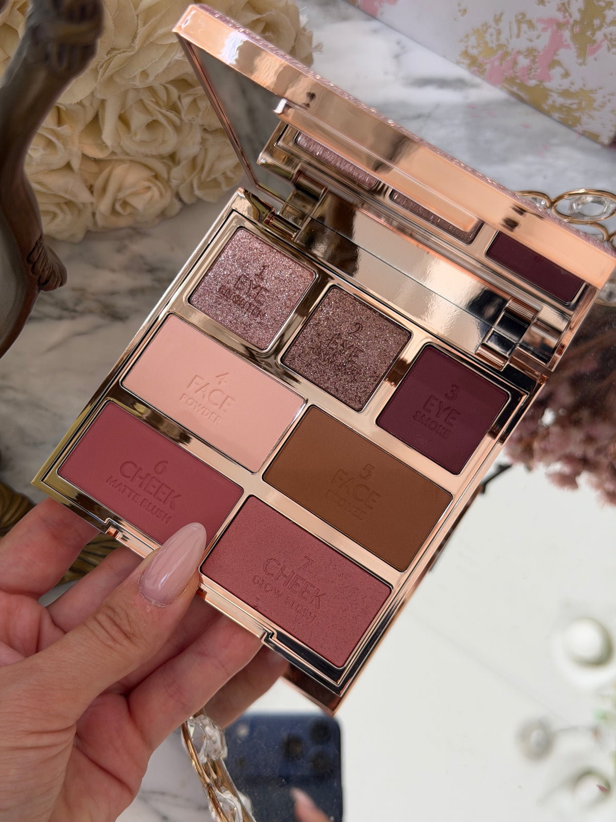 CHARLOTTE TILBURY Hollywood Instant Look In A Palette - Dreamy Bronzed Beauty