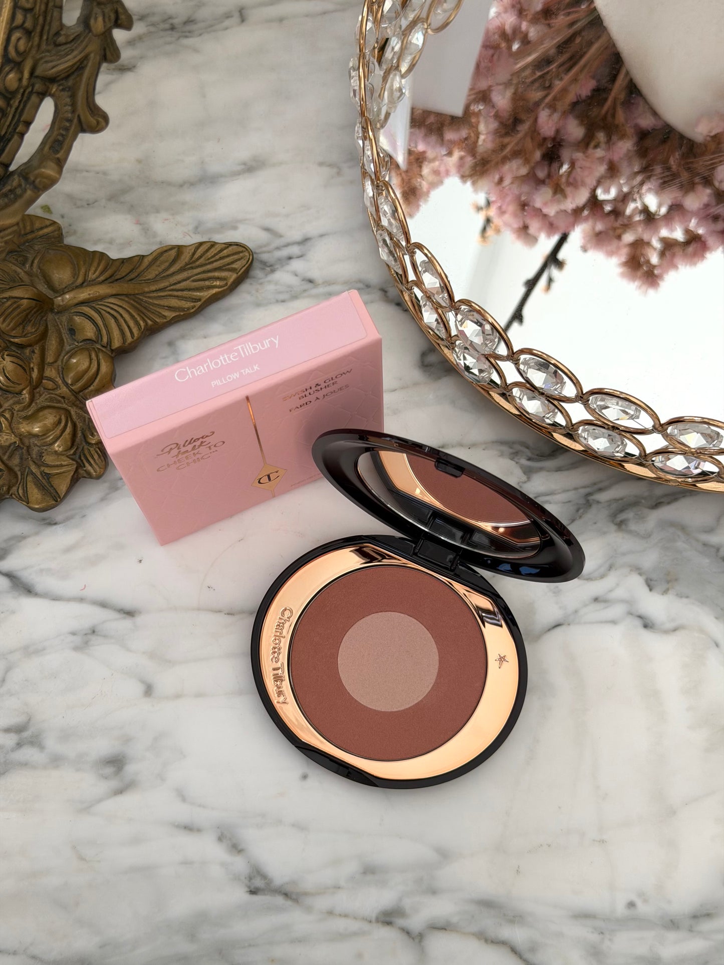 CHARLOTTE TILBURY Cheek To Chic - Swish & Glow Blusher Pillow Talk