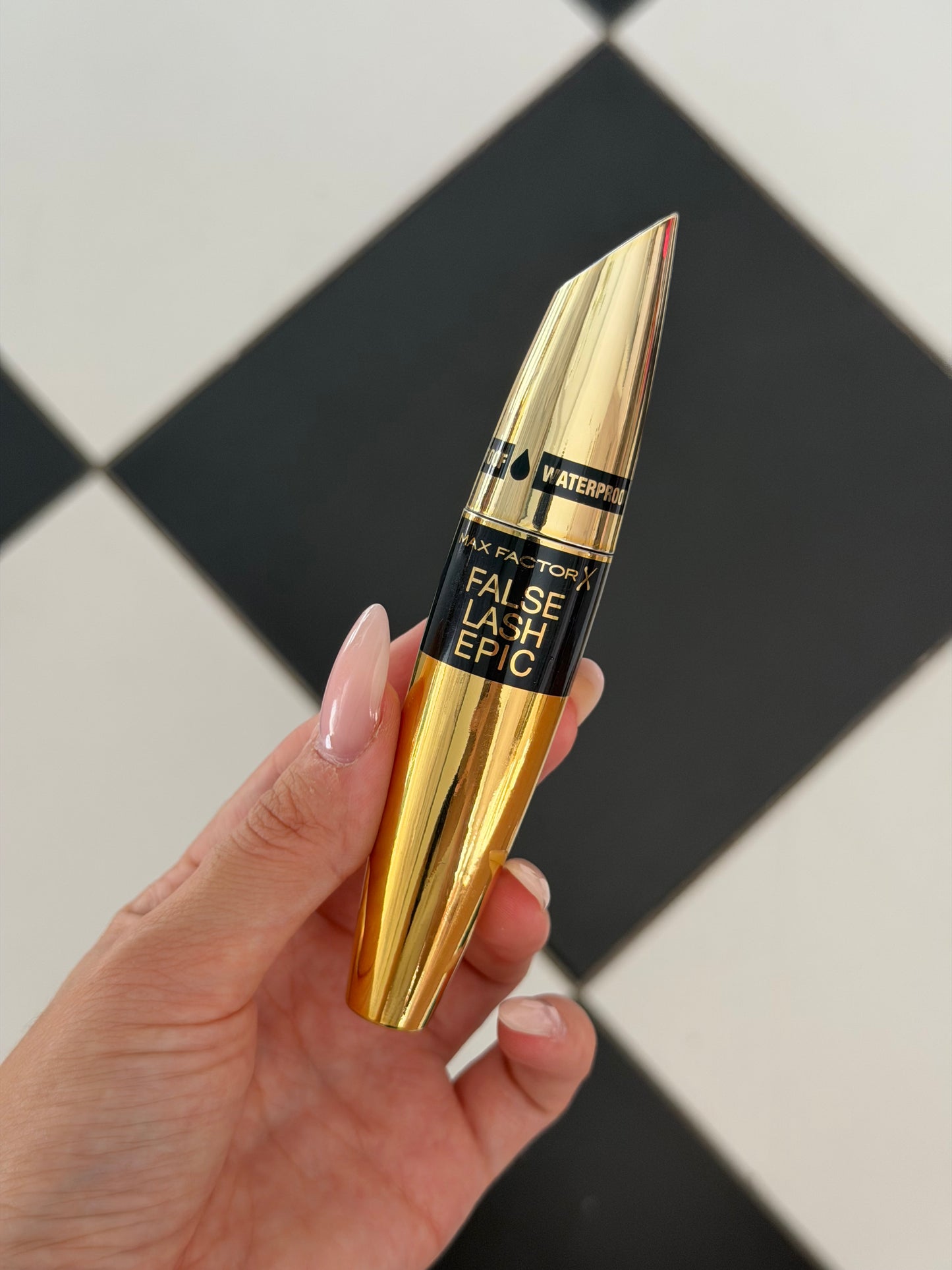 MAX FACTOR False Lash Effect Epic Mascara - Waterproof