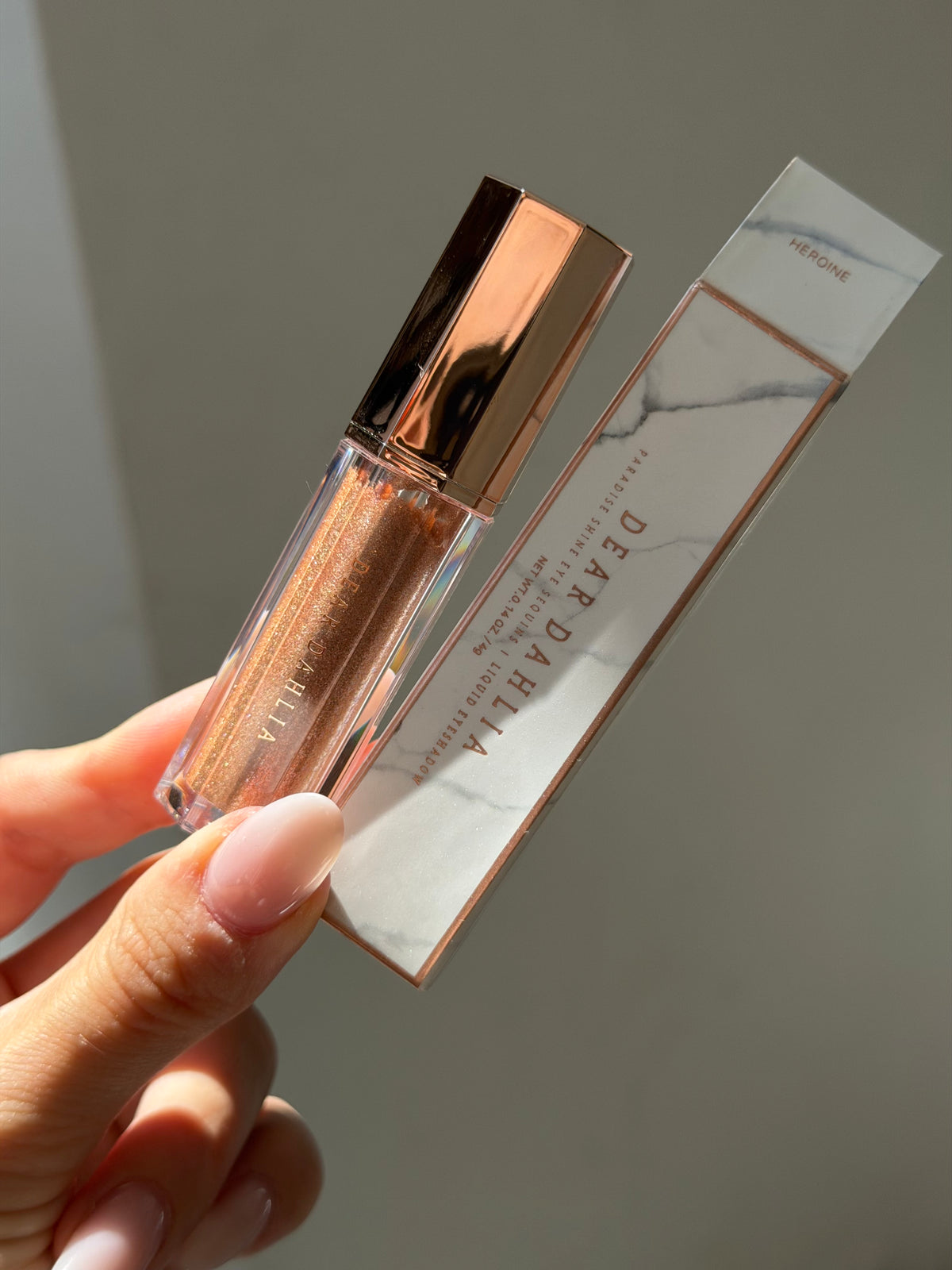 DEAR DAHLIA Paradise Shine Eye Sequins Liquid Eyeshadow - Heroine