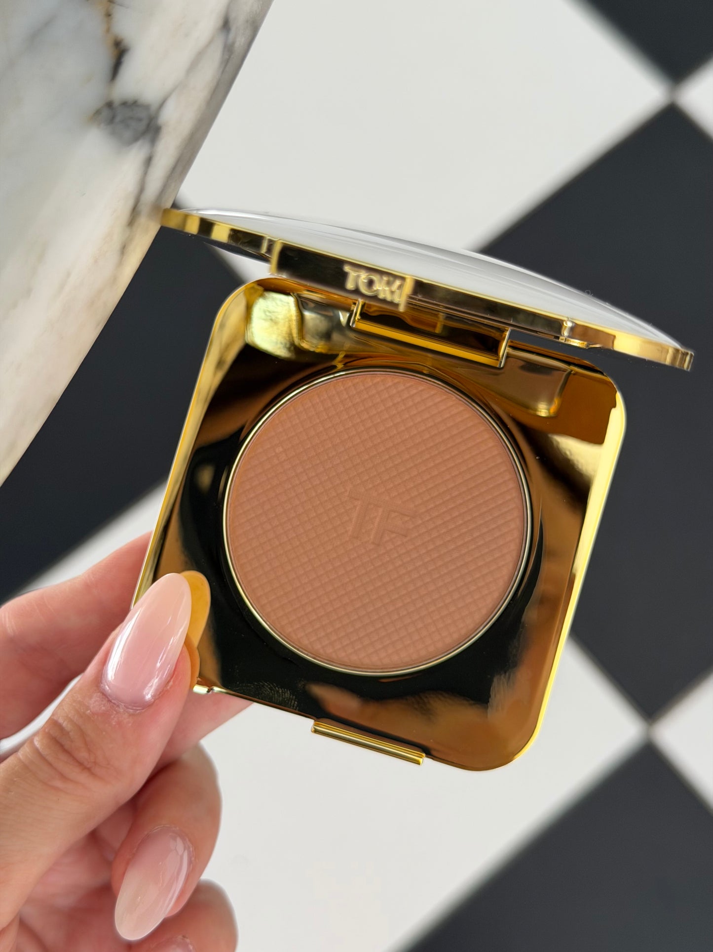 TOM FORD Soleil Glow Bronzer (02)