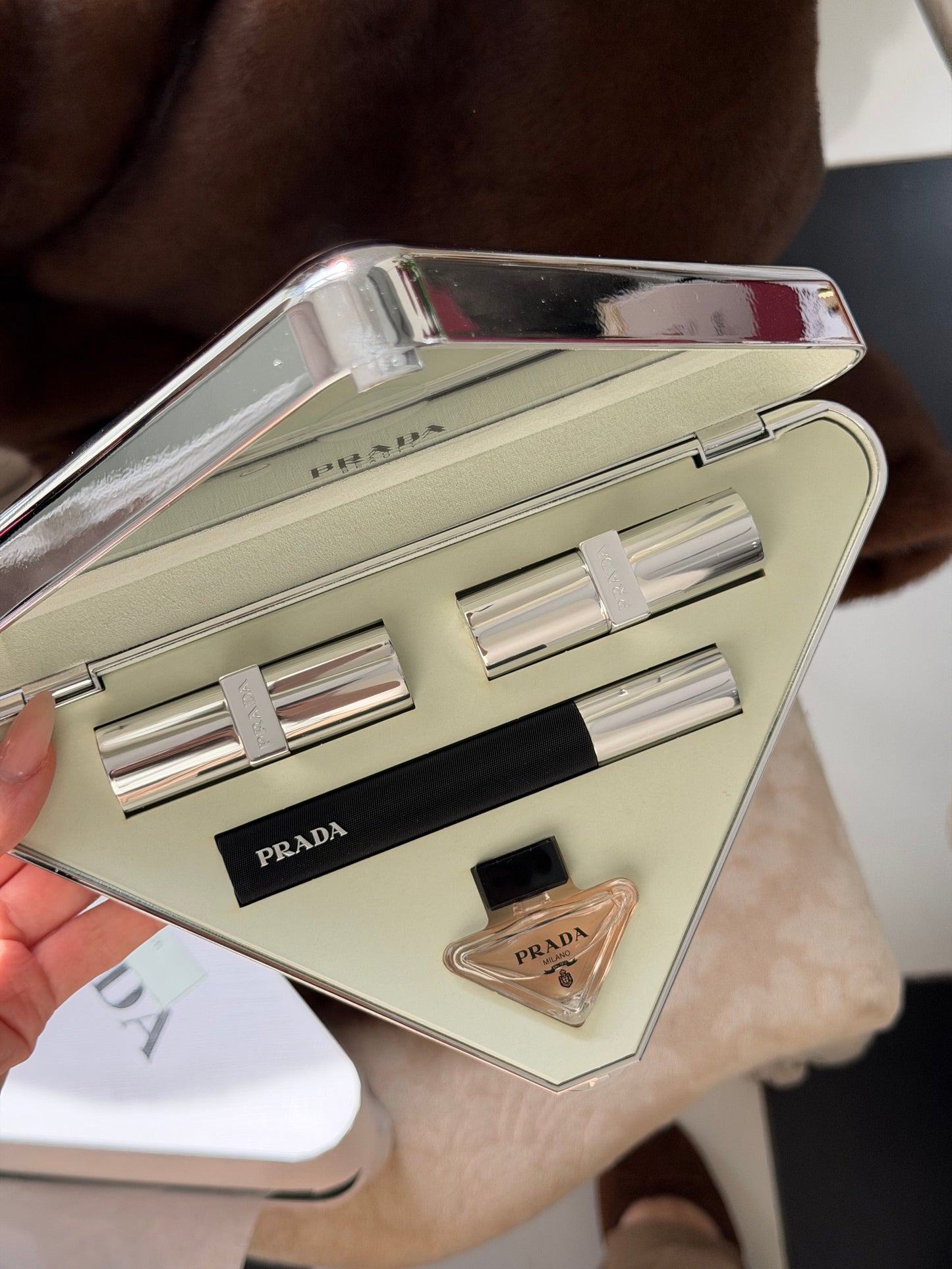 PRADA Beauty Clutch Essentials Case Set