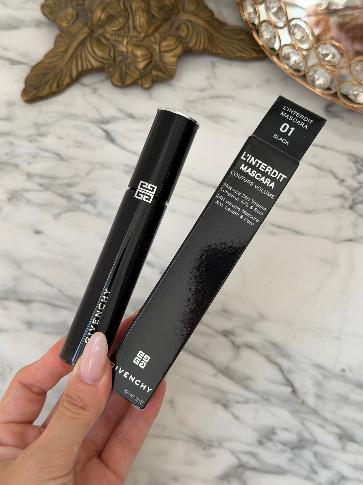 GIVENCHY L’Interdit Mascara 24H Volume & XXL Length (01)