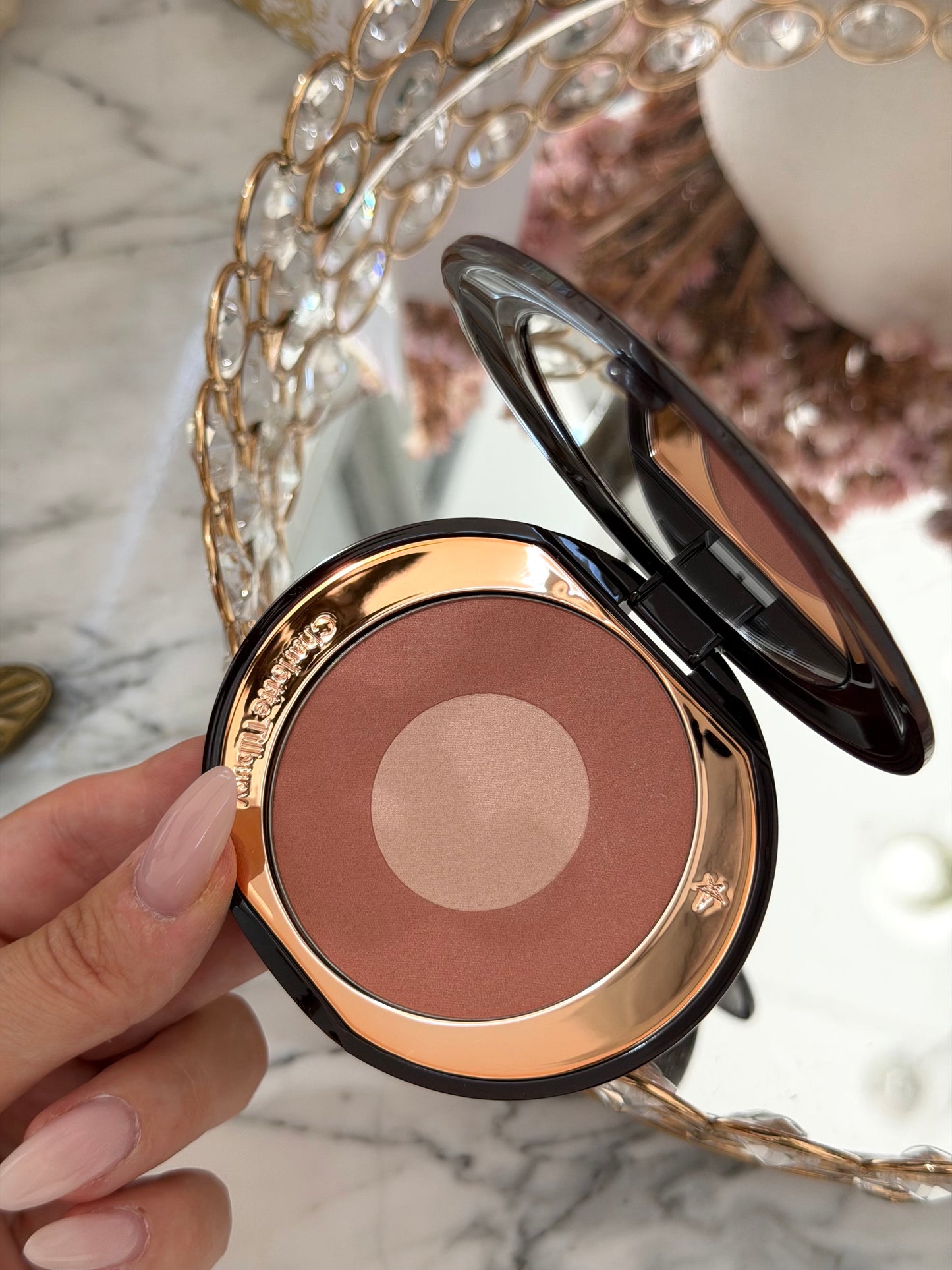 CHARLOTTE TILBURY Cheek To Chic - Swish & Glow Blusher Pillow Talk