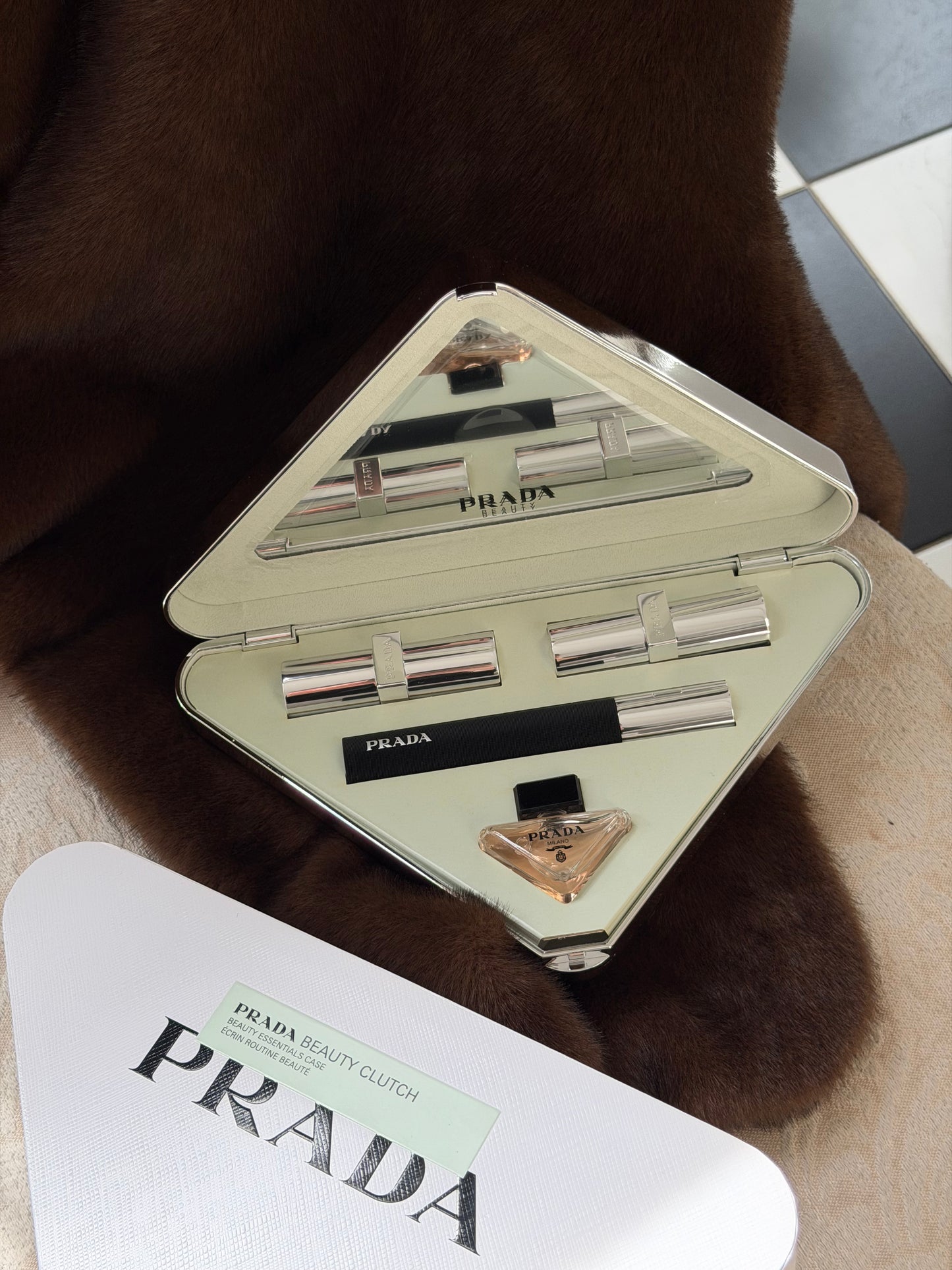 PRADA Beauty Clutch Essentials Case Set