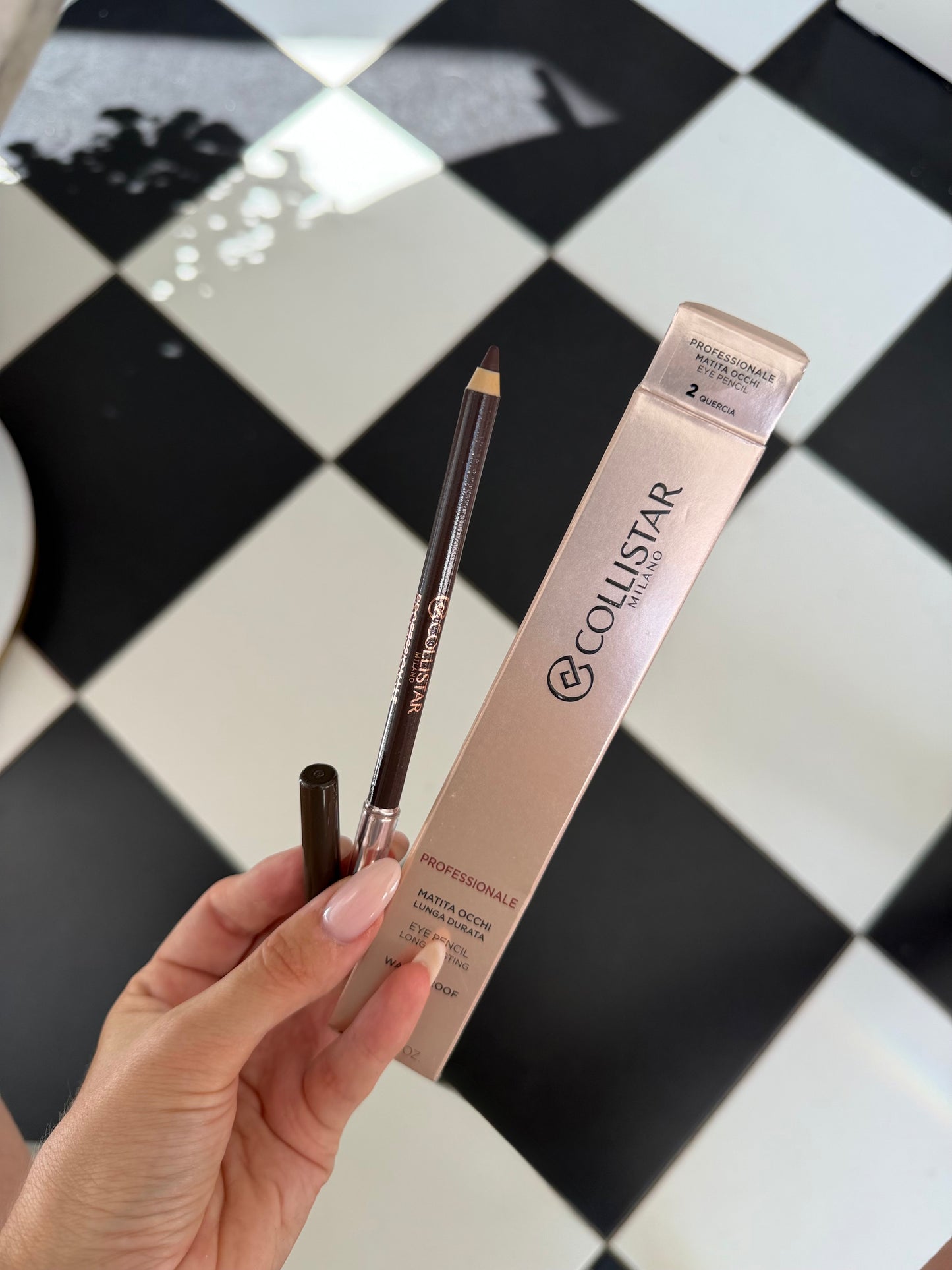 COLLISTAR Professionale Eye Pencil (2)
Long-Lasting, Waterproof, Blendable With Applicator