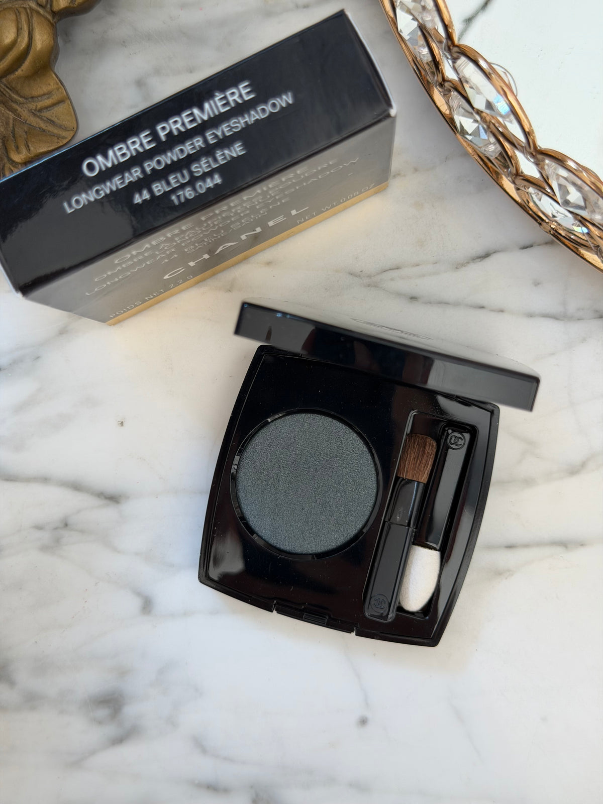 CHANEL
Ombre Première Longwear Powder Eyeshadow (44)