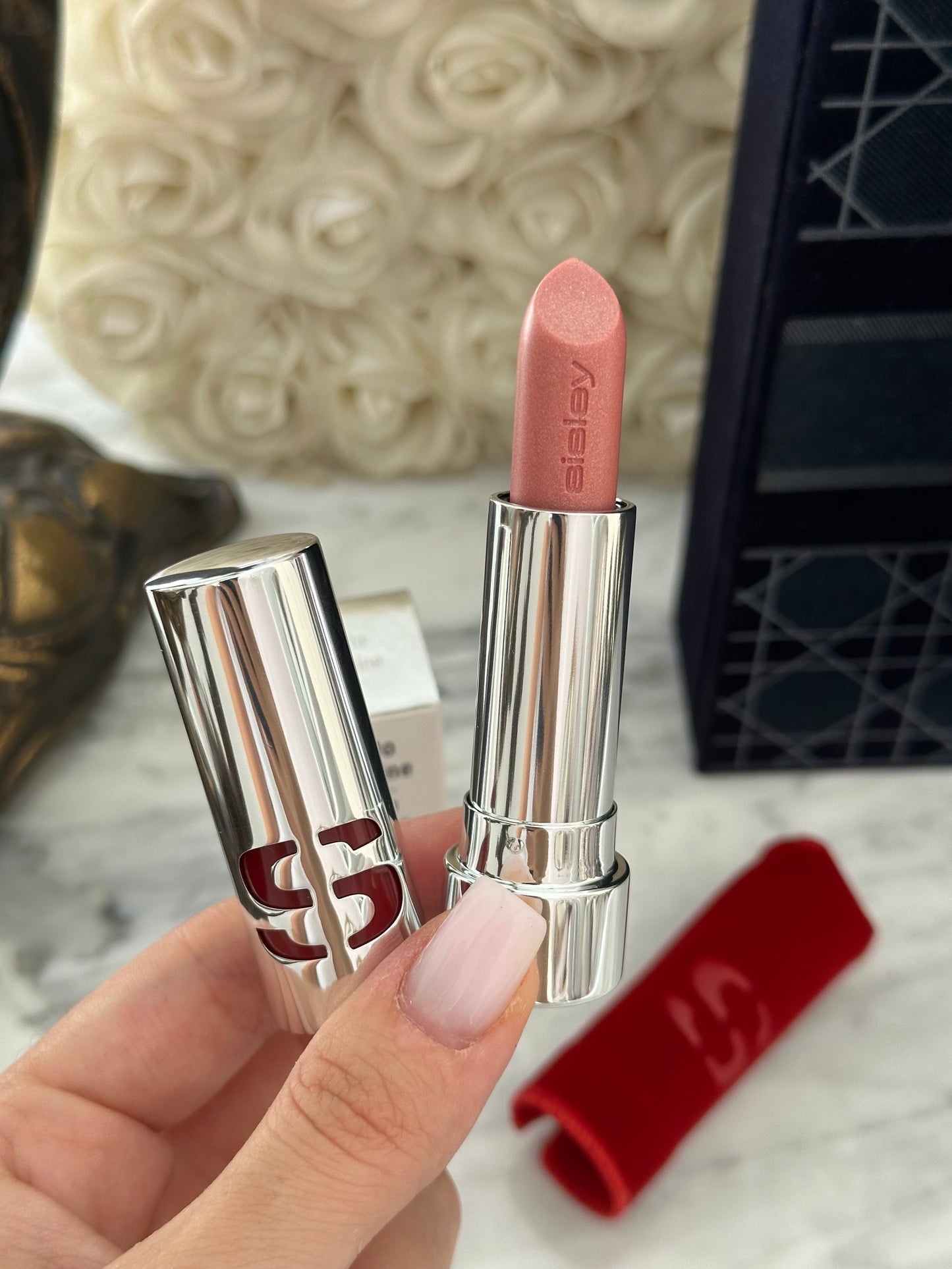 SISLEY Lipstick
Phyto-Lip Shine (2)