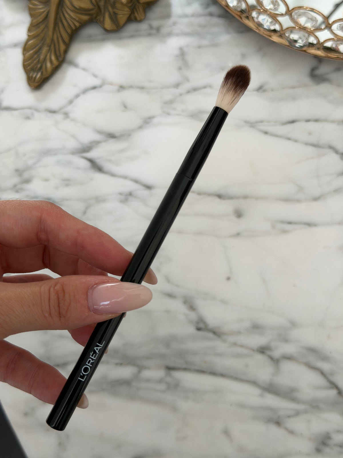 L'ORÉAL Eye Soft Smoky Professional Makeup Brush