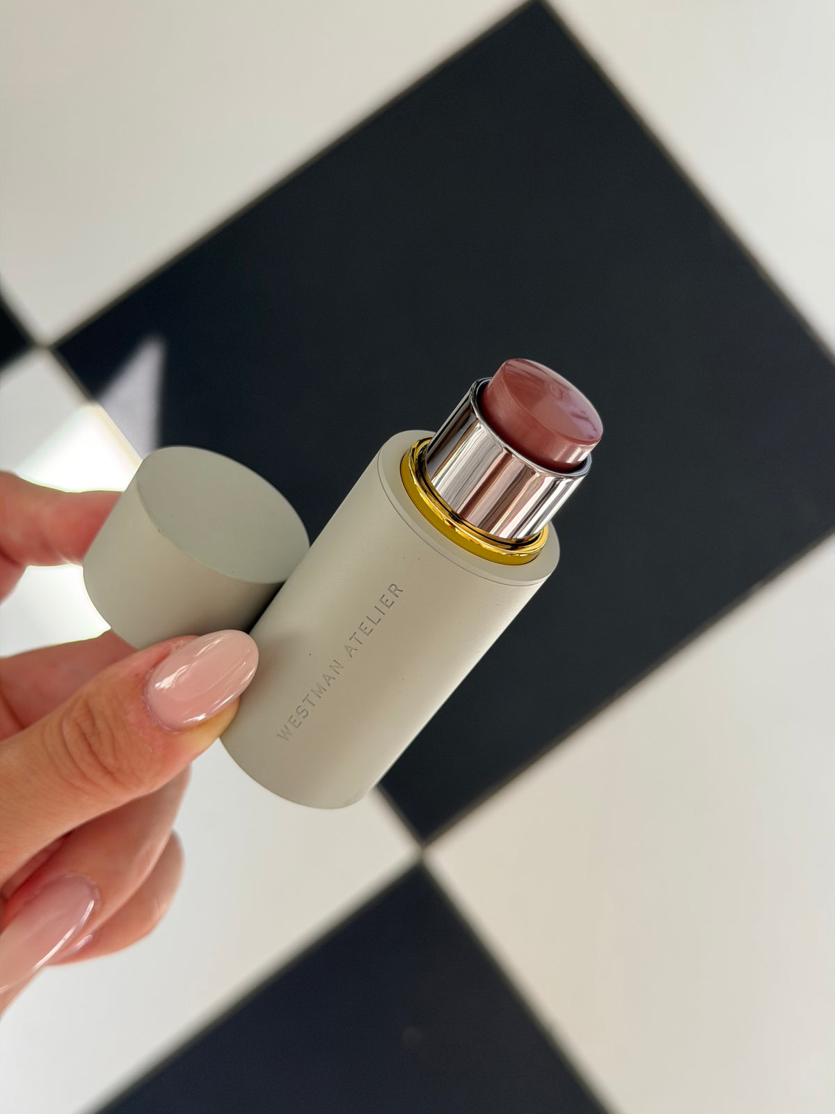 WESTMAN ATELIER Baby Cheeks
Blush Stick - Red Berry