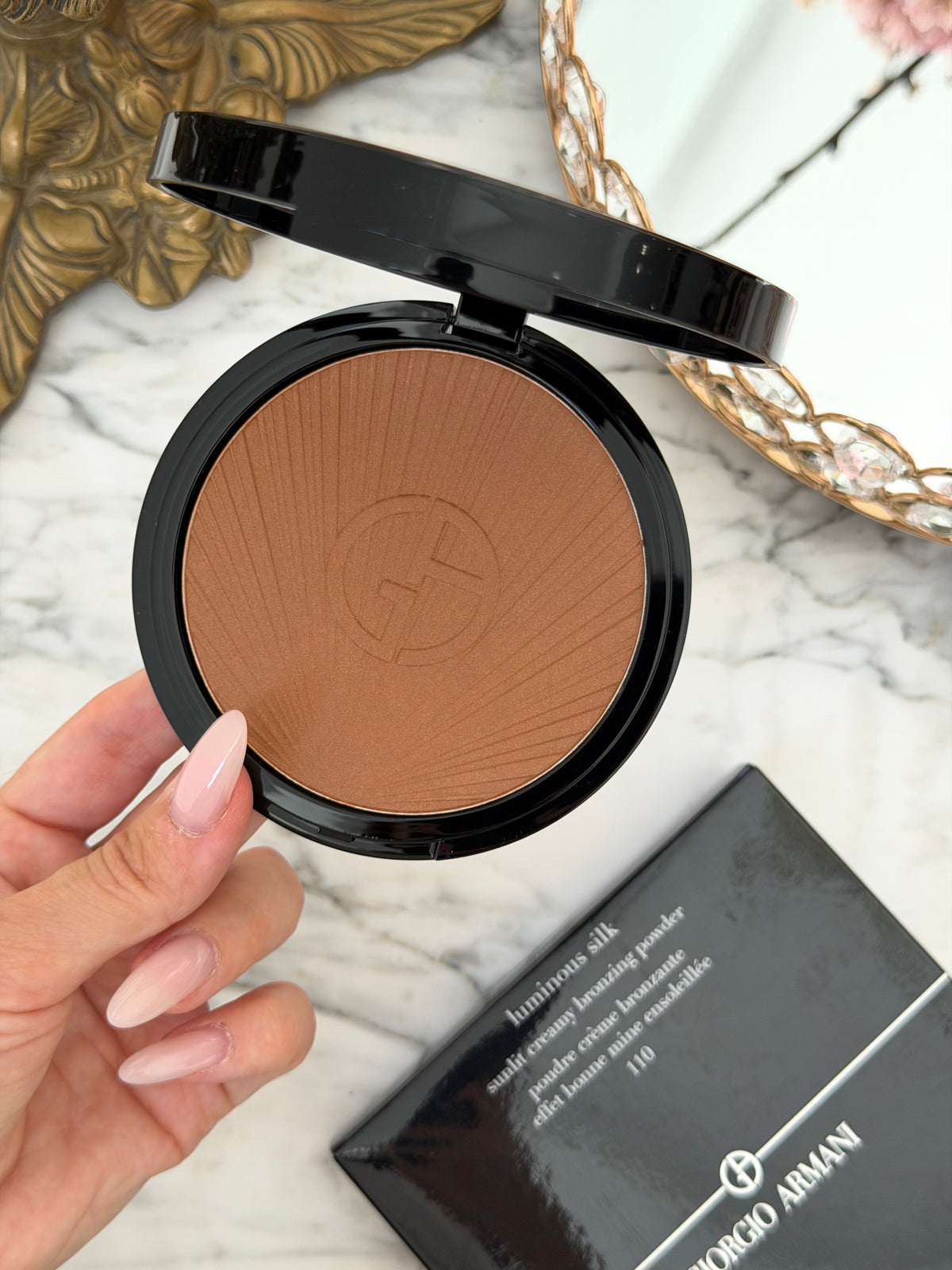 ARMANI Luminous Silk Longwear Creamy Bronzing Powder