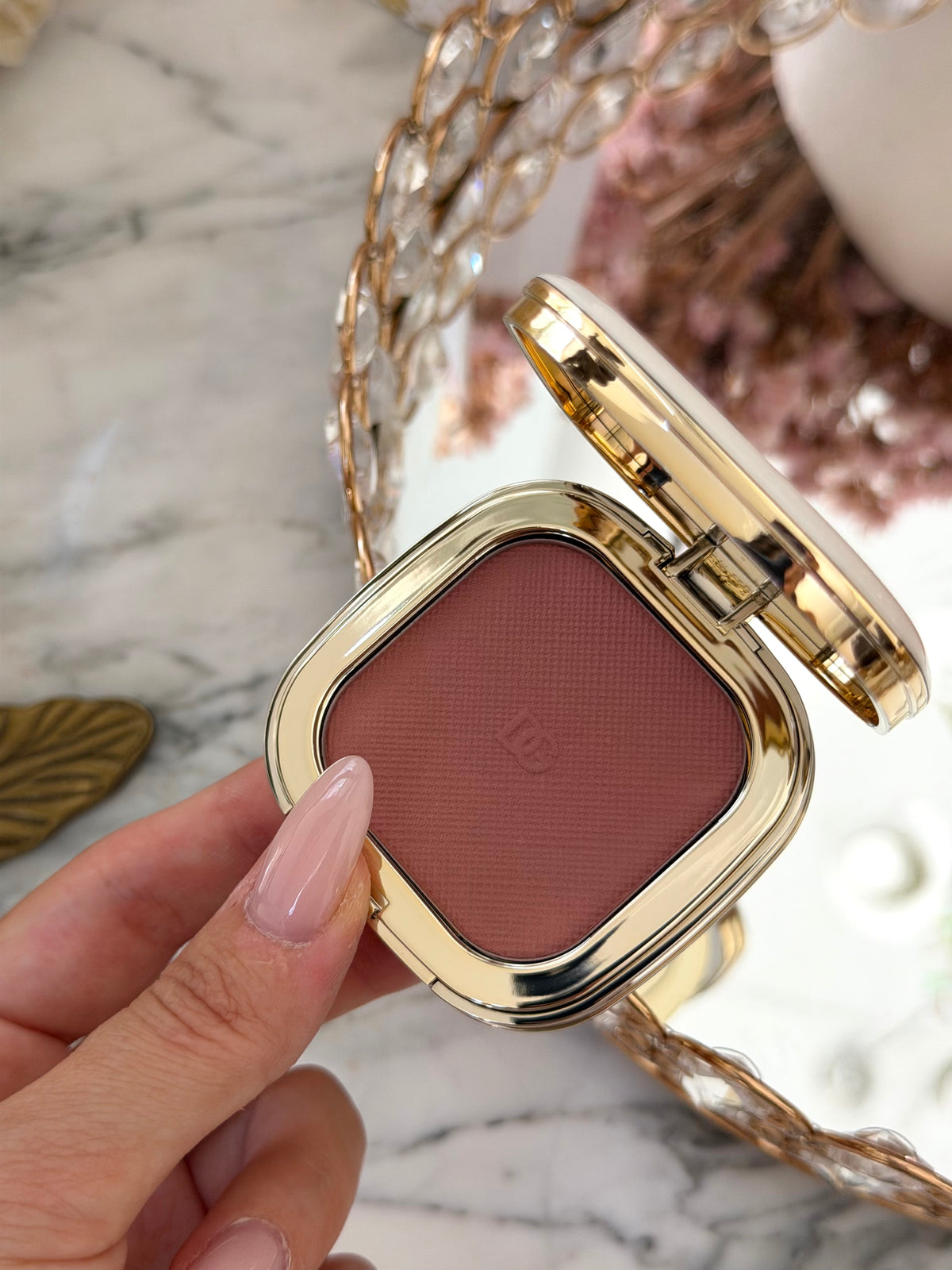 DOLCE&GABBANA
Cheek&Eyes Match - Lasting Blush & Eyshadow Powder (01)