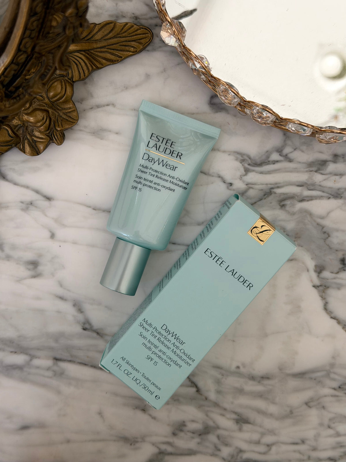 ESTEE LAUDER DayWear
Multi-Protection Anti-Oxidant Sheer Tint Release Moisturiser SPF15