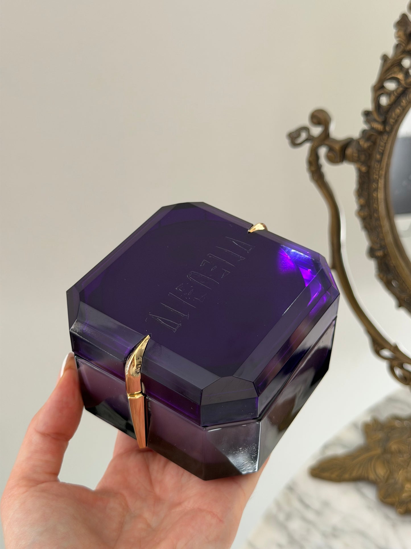 THIERRY MUGLER Alien Beautifying Body Cream