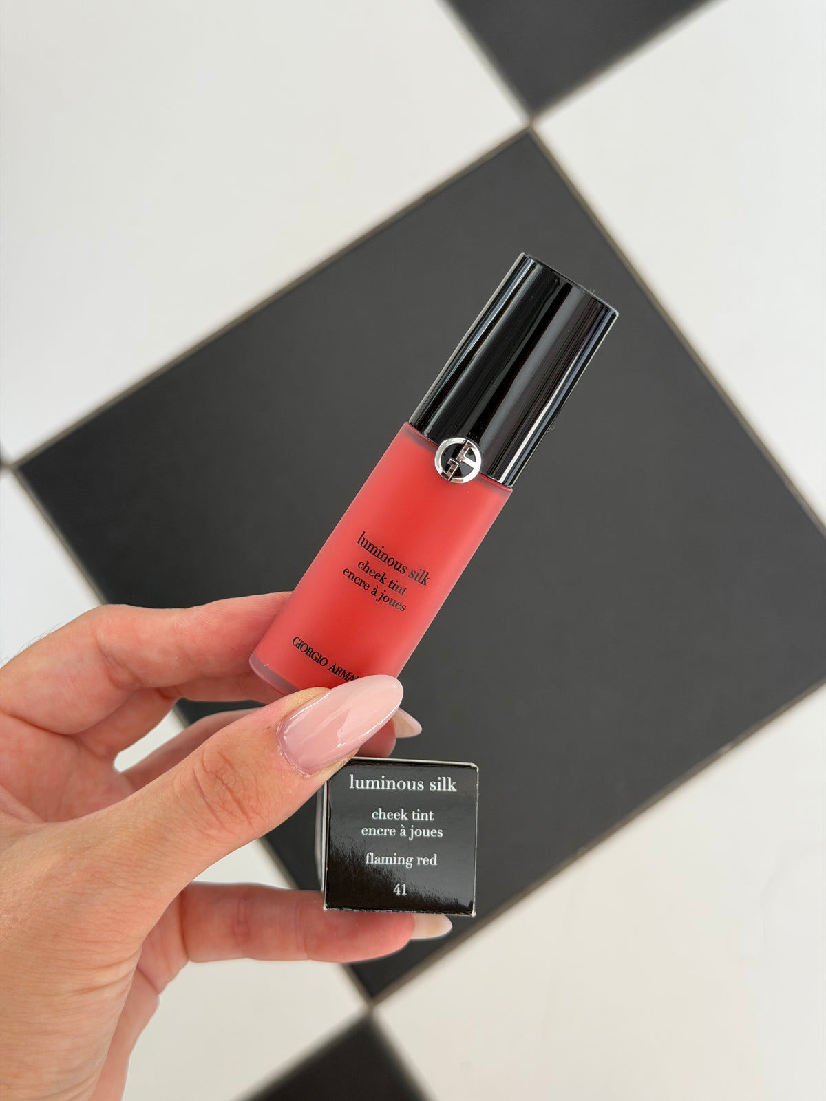 ARMANI Luminous Silk Cheek Tint - 
Skin-Fusing Liquid Blush (41)