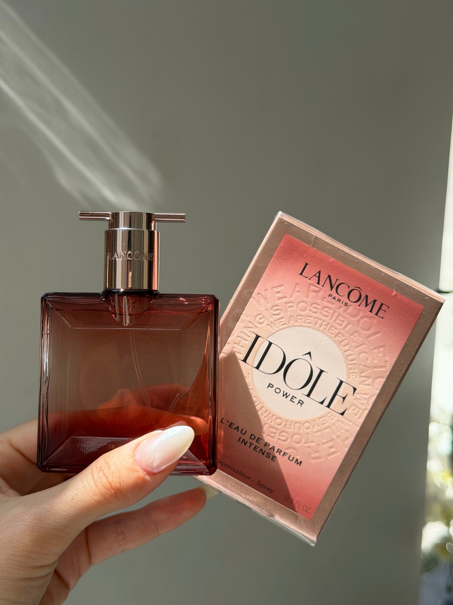 LANCÔME Idole Power Eau De Parfum Intense
Fruity and Woody