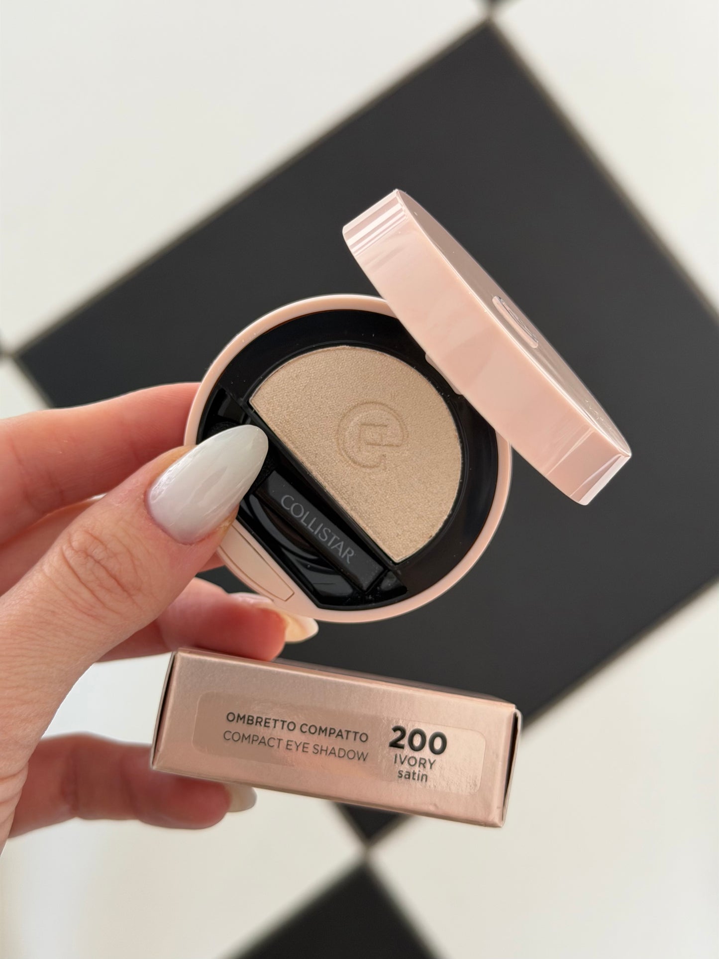COLLISTAR
Impeccabile Compact Eye Shadow (200)