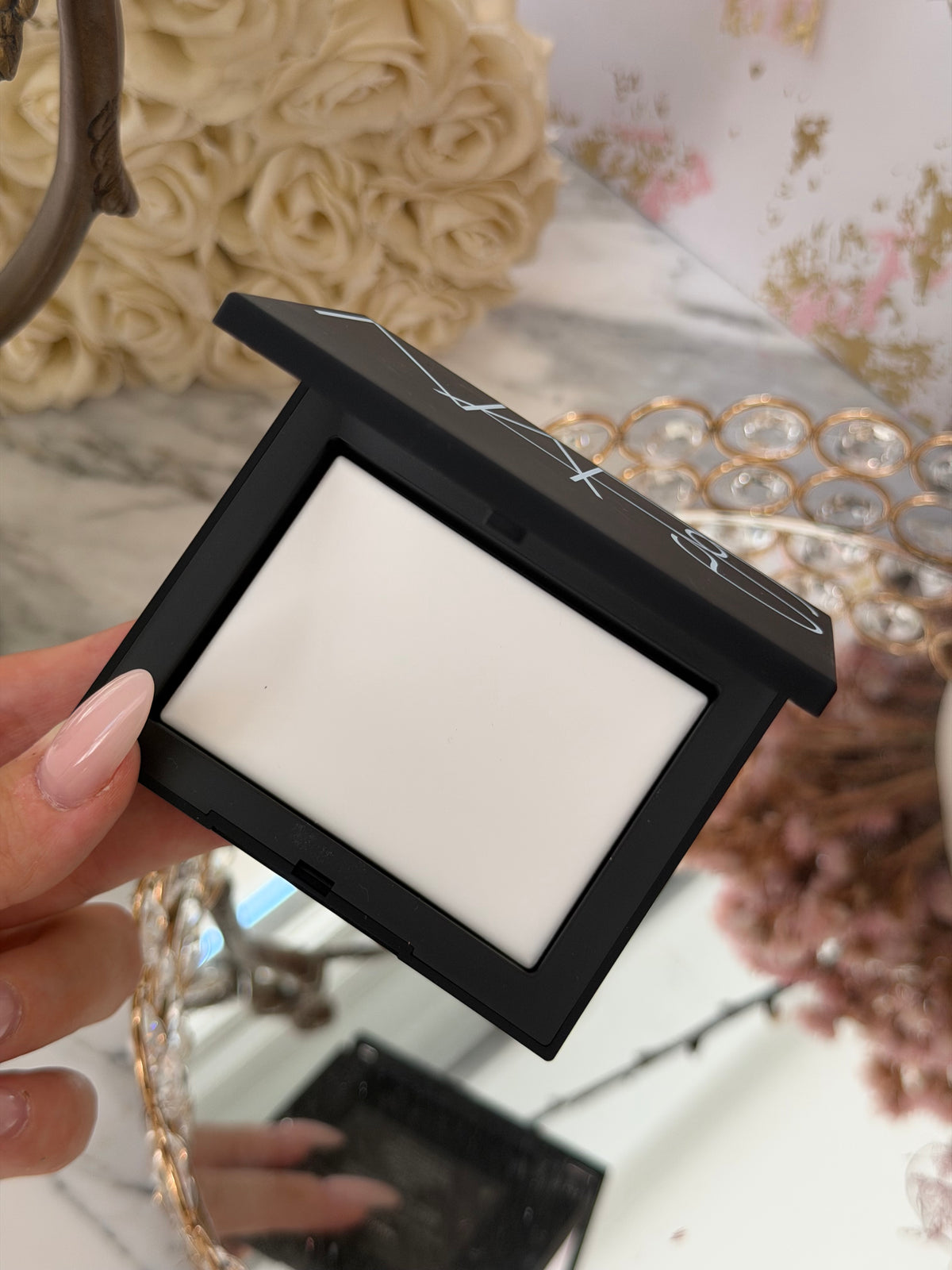 NARS Light Reflecting™ Pressed Setting Powder - Translucent Crystal