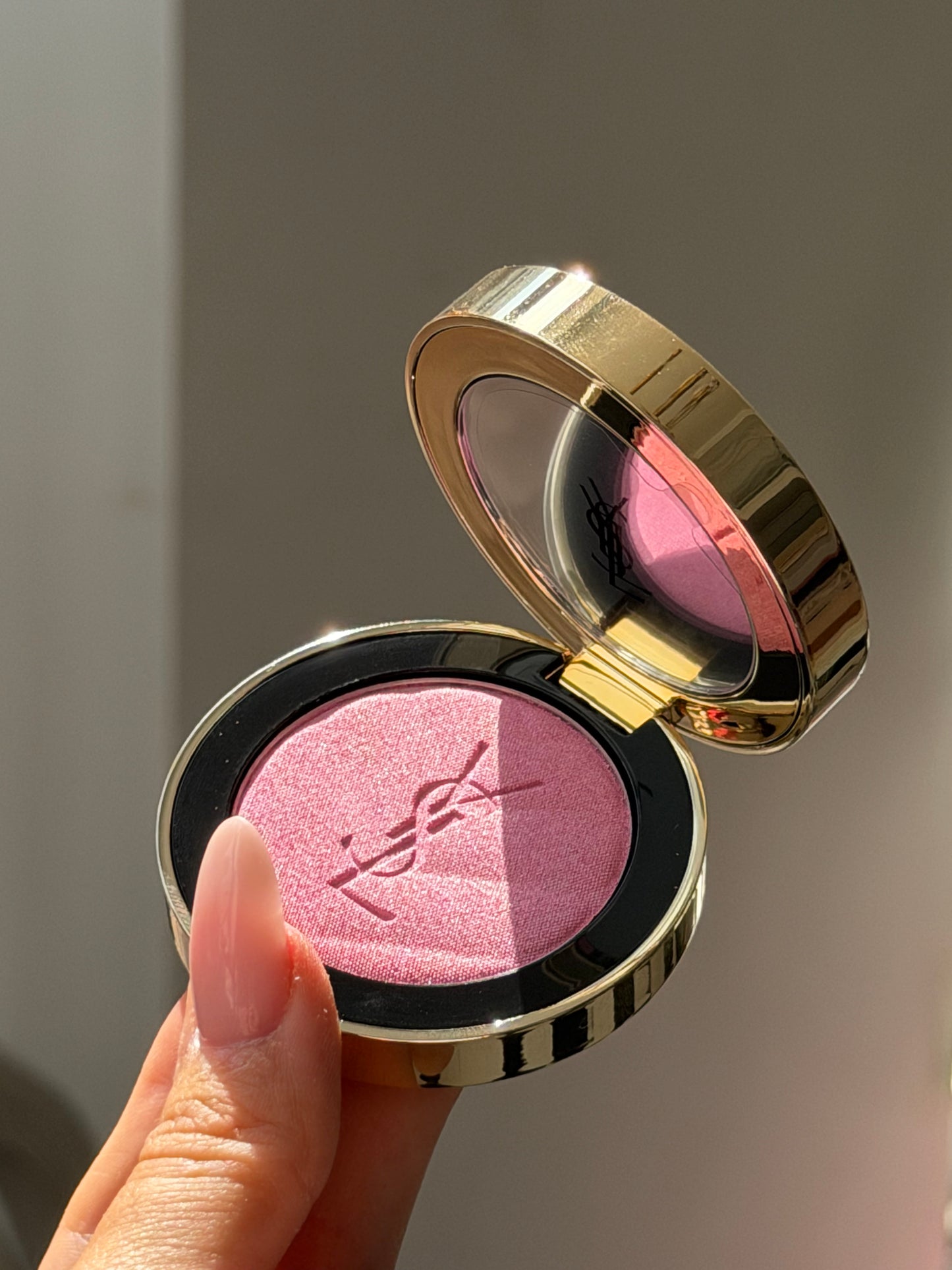 YSL Make Me Blush - Bold Blurring Blush (10)