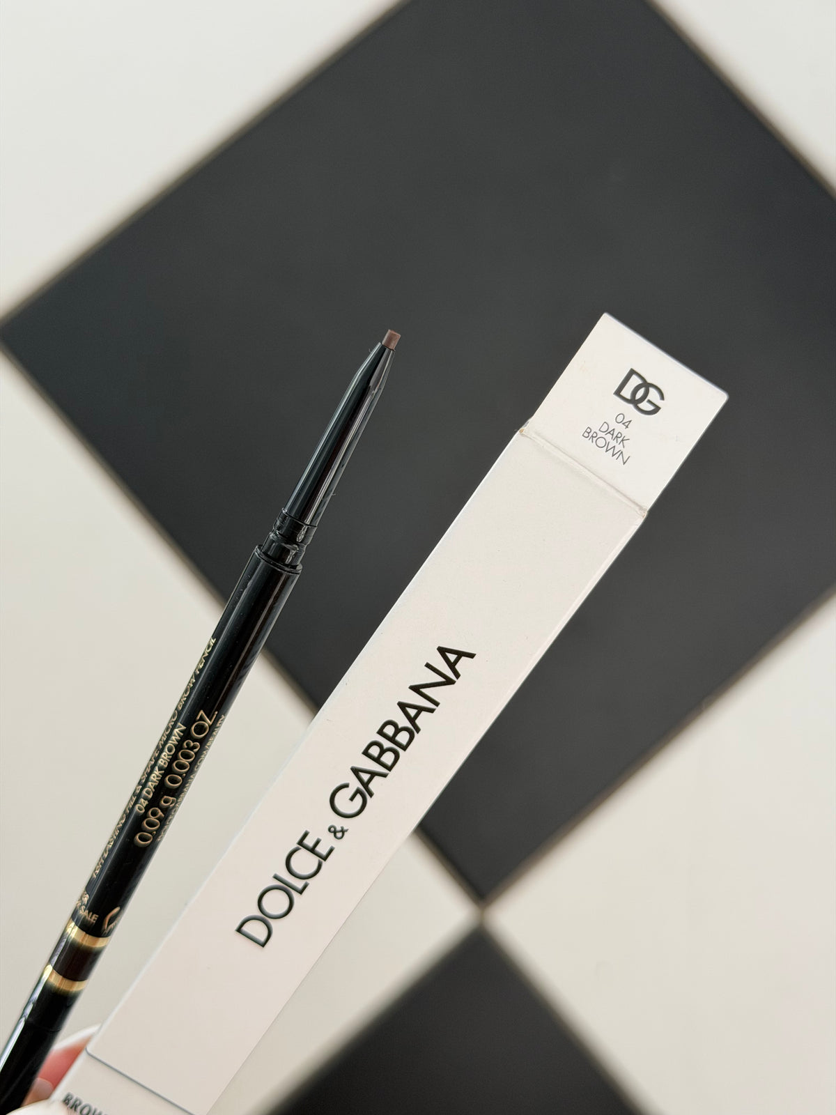DOLCE&GABBANA Brow Restyler Pencil (04)
16H Lasting Fill & Shape Micro Brow Pencil
