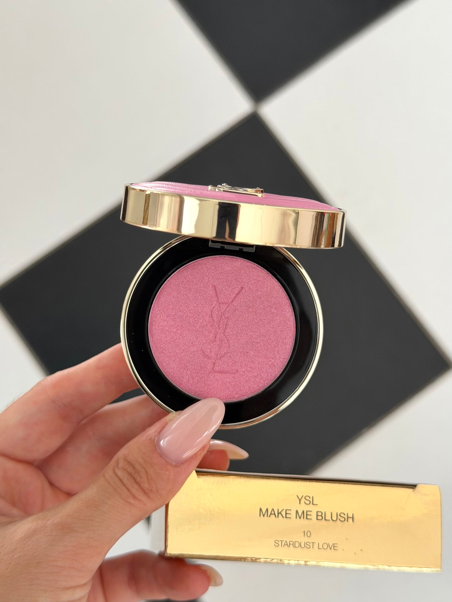 YSL Make Me Blush - Bold Blurring Blush (10)