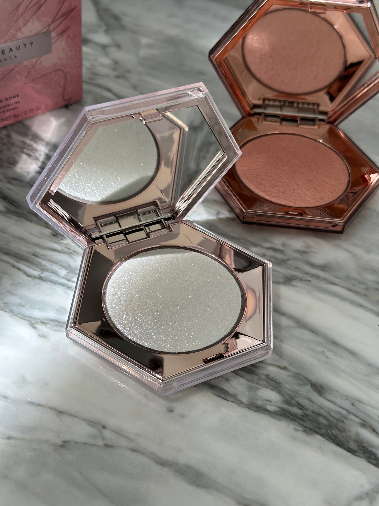 FENTY BEAUTY Diamond Bomb All-Over Diamond Veil Highlighter - Rosé Rave