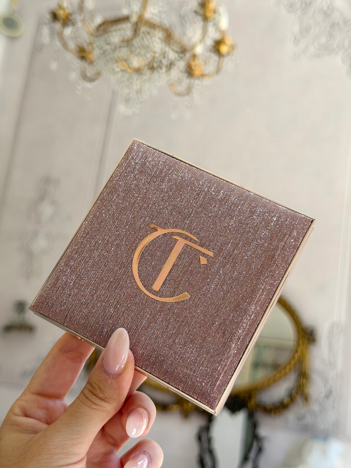 CHARLOTTE TILBURY Hollywood Instant Look In A Palette - Dreamy Bronzed Beauty