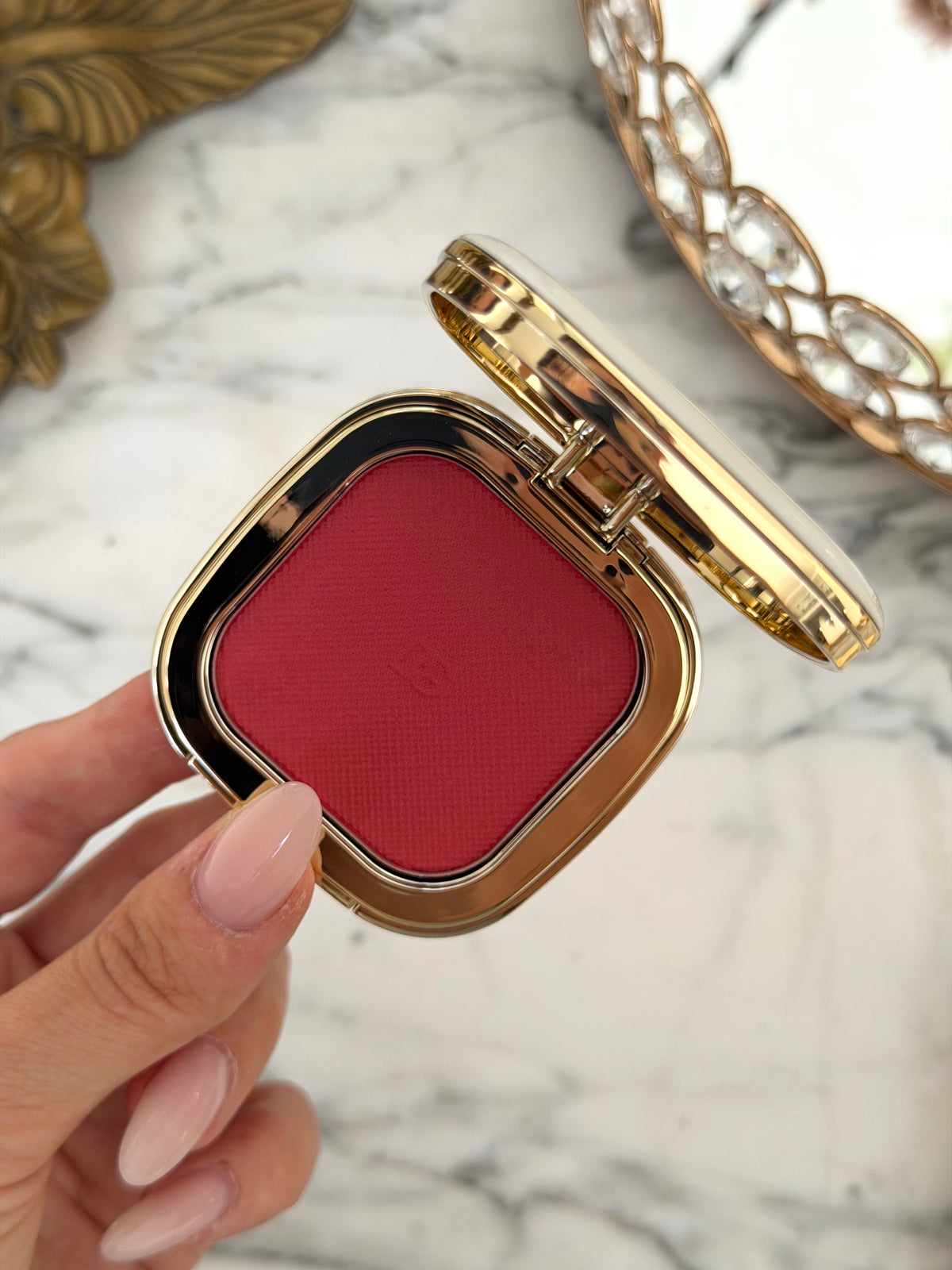 DOLCE & GABBANA
Cheek&Eyes Match - Lasting Blush & Eyshadow Powder (05)