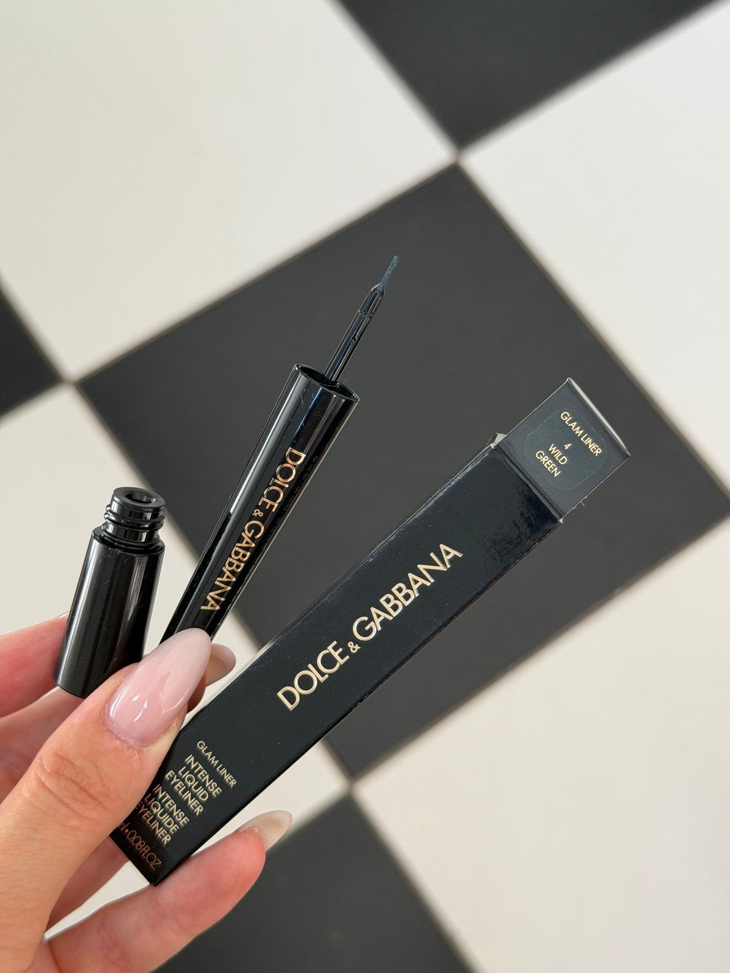 DOLCE&GABBANA
Glam Liner Intense Liquid Eyeliner (4)
