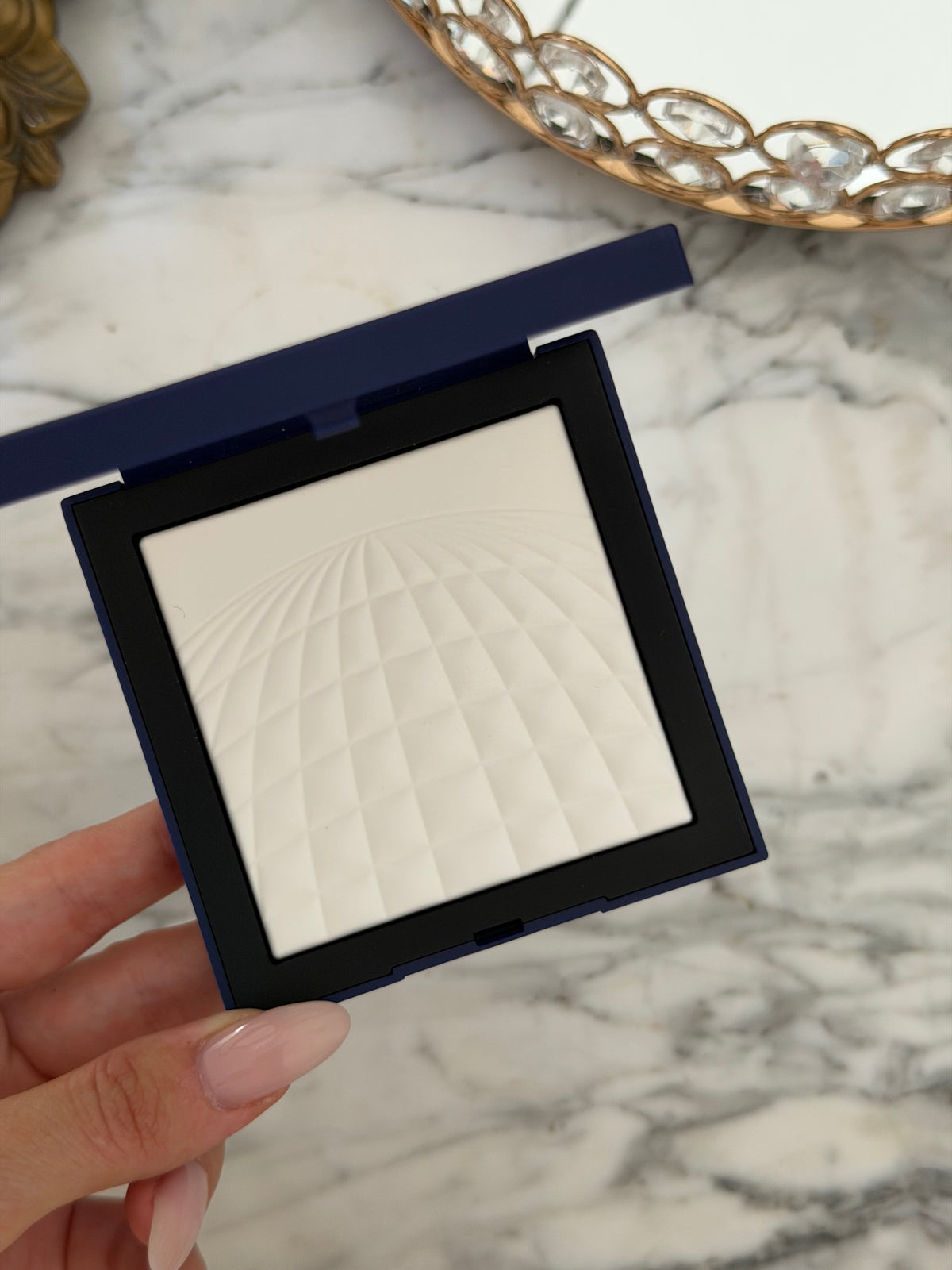 NARS Light Reflecting™ Pressed Setting Powder - Translucent Crystal