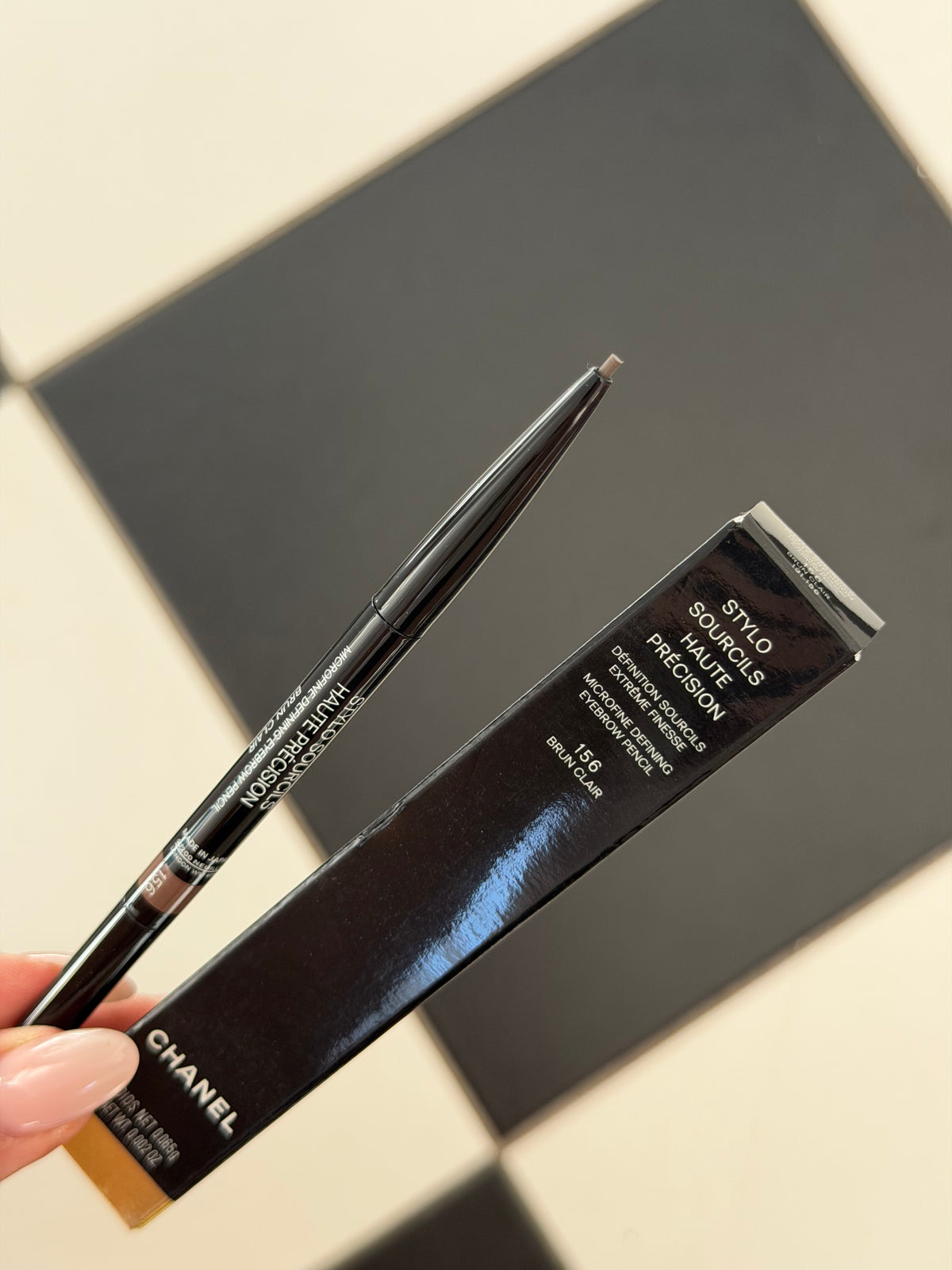 CHANEL Stylo Sourcils Haute Précision (156)
Microfine Defining Eyebrow Pencil