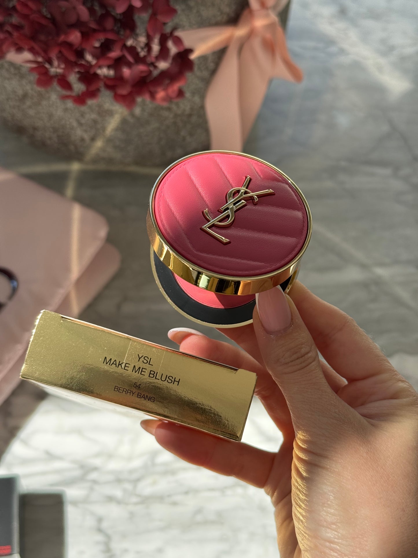 YSL Make Me Blush - Bold Blurring Blush (54)
