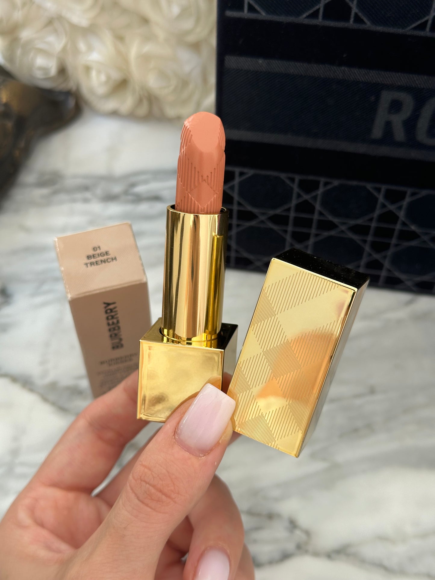 BURBERRY Kisses Lip Colour - Lipstick (01)