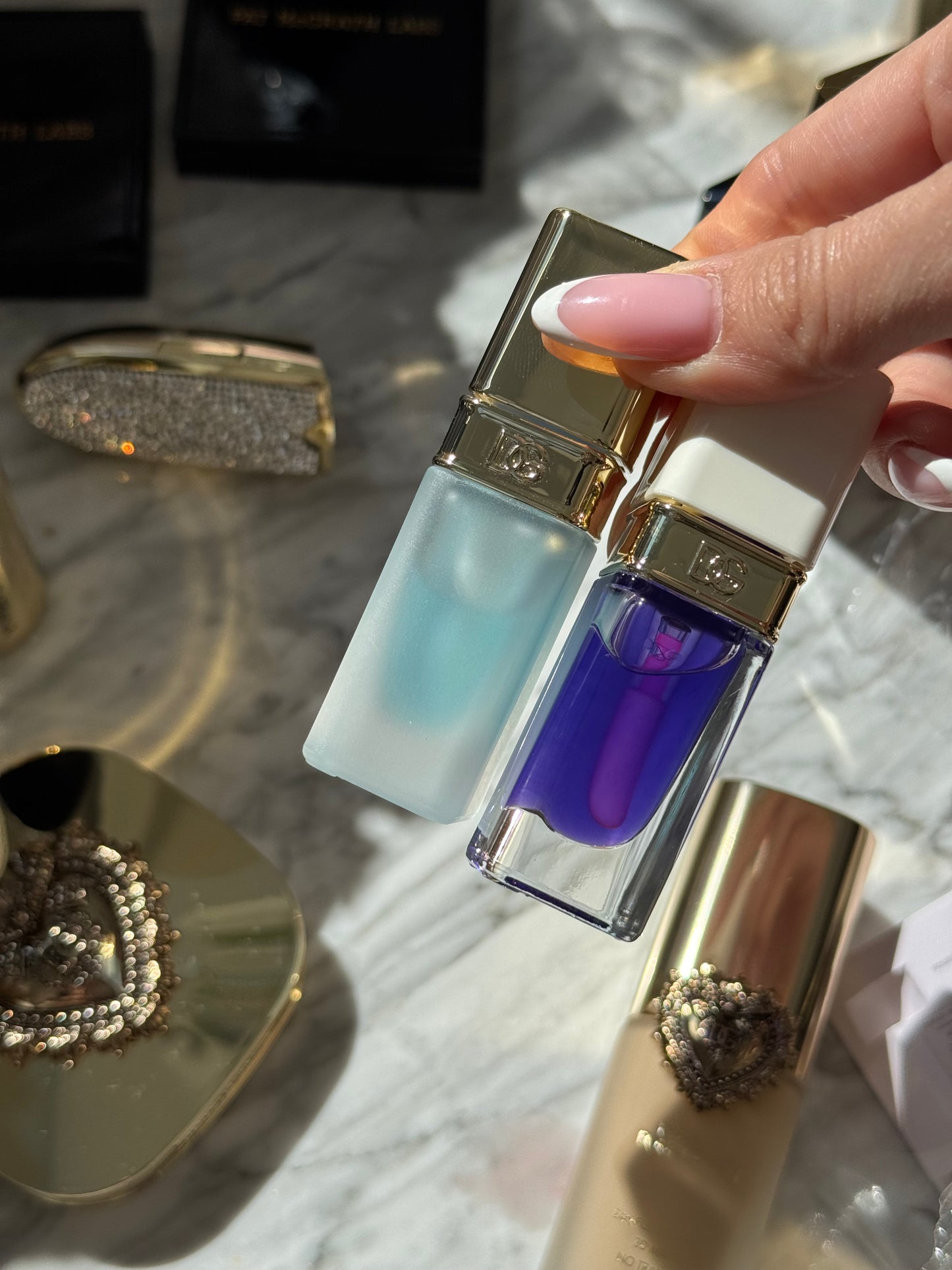 DOLCE&GABBANA Violet Liquid Blush
24H Hydrating Non-sticky pH Reacting