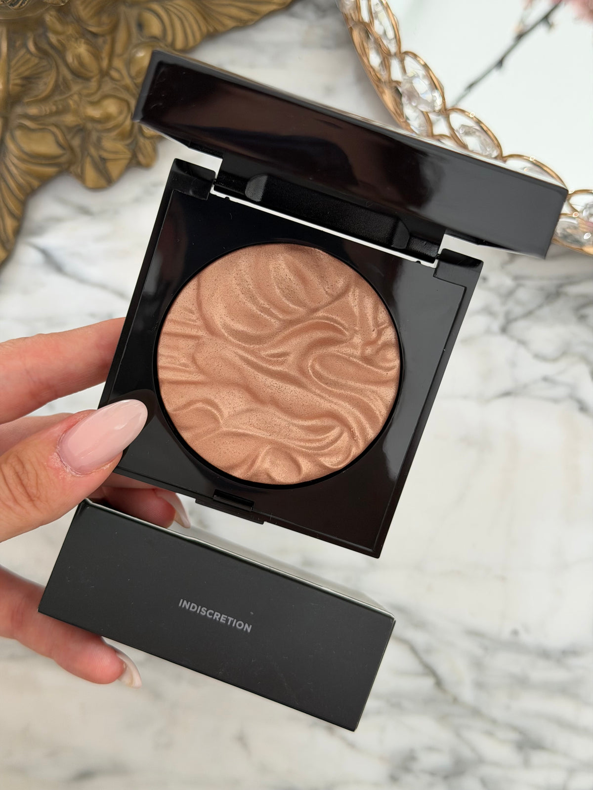 LAURA MERCIER Face Illuminator Highlighting Powder
