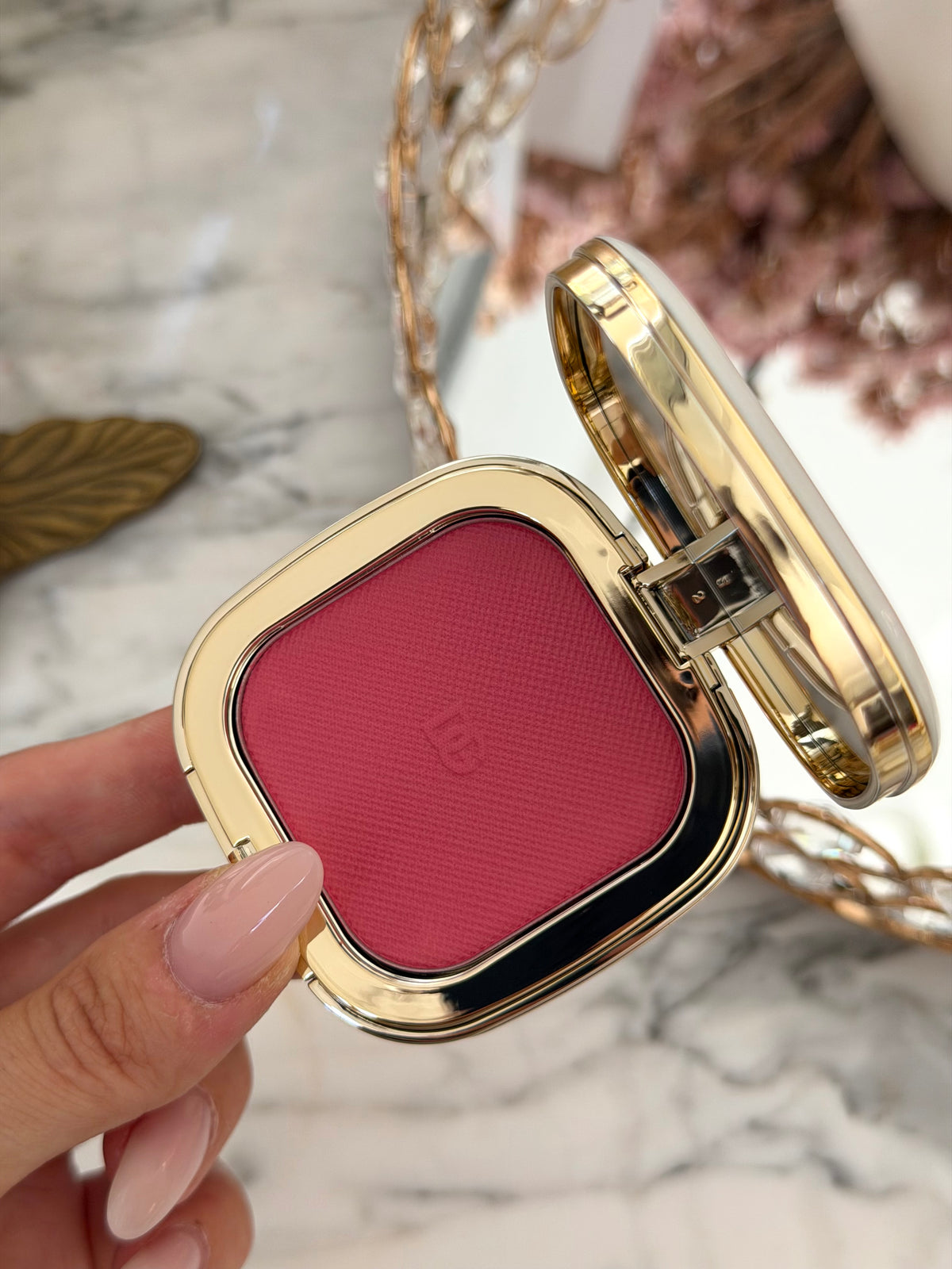 DOLCE&GABBANA
Cheek&Eyes Match - Lasting Blush & Eyshadow Powder (04)