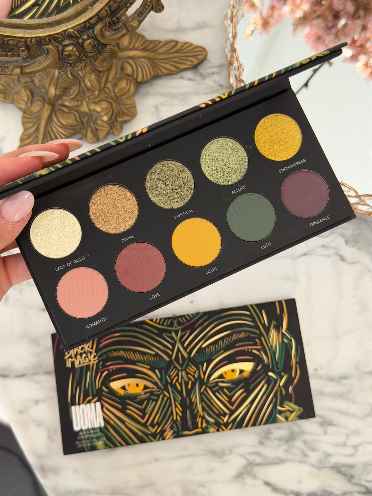 UOMA Black Magic Color Eyeshadow Palette - Allure