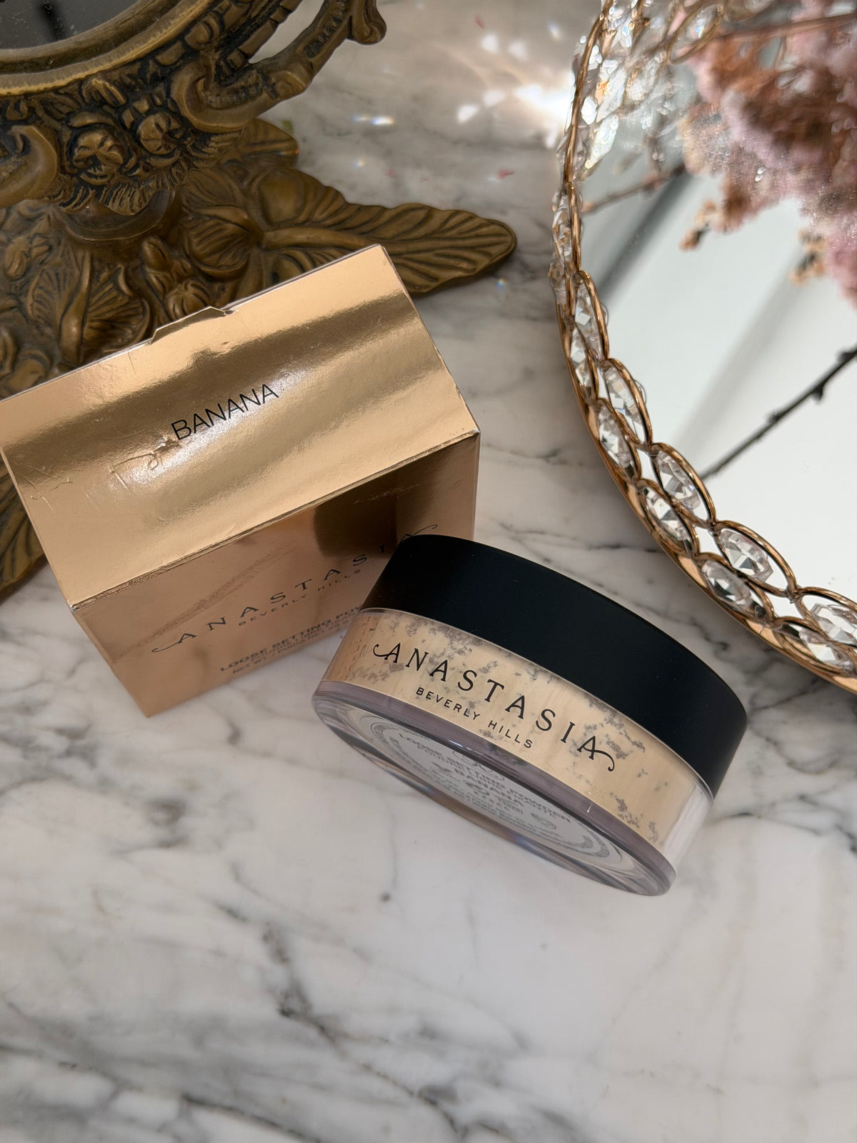 ANASTASIA BEVERLY HILLS
Loose Setting Powder - Banana