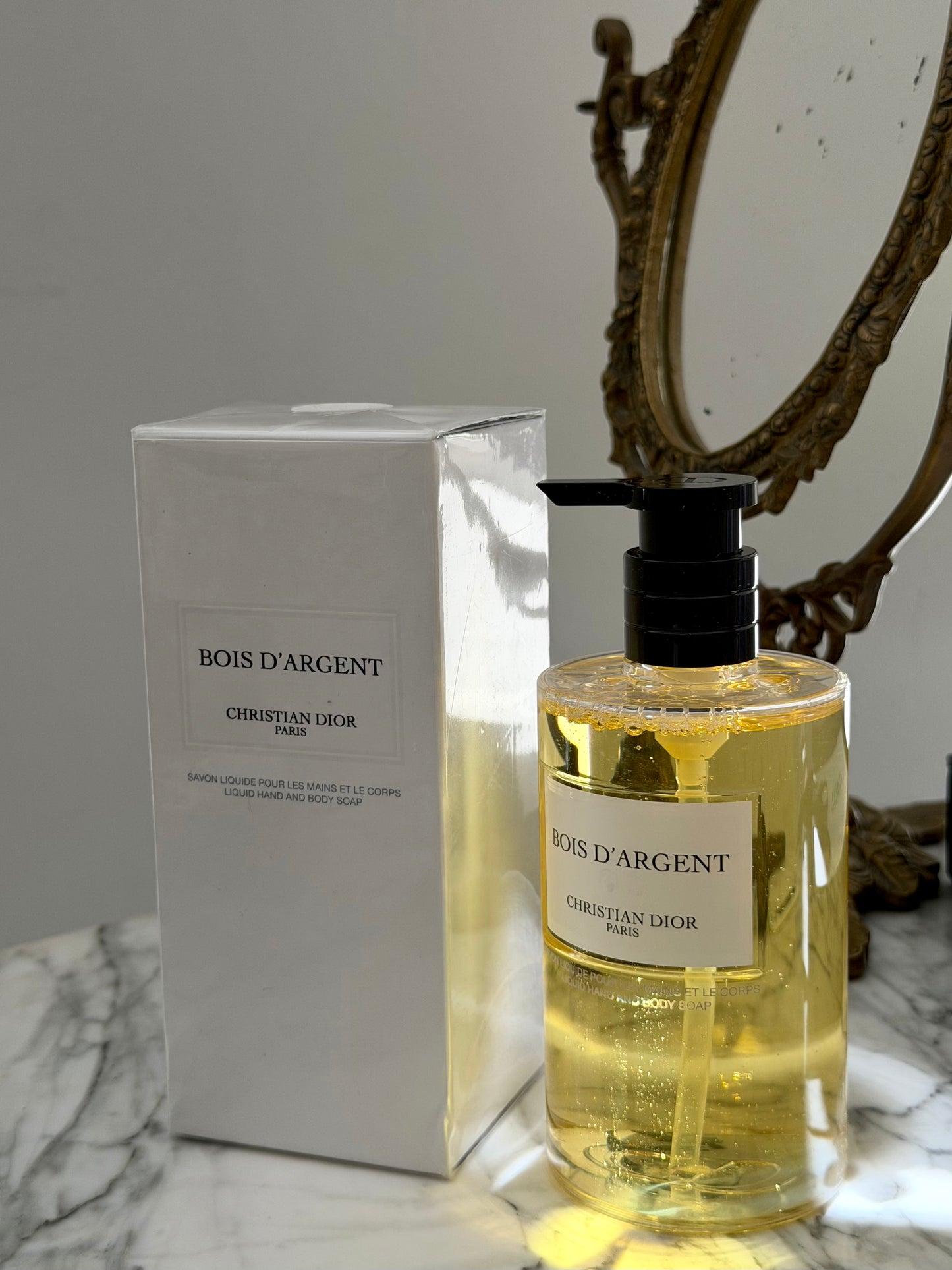 DIOR Bois D'Argent Savon Liquide - Hand and Body Soap 350ml