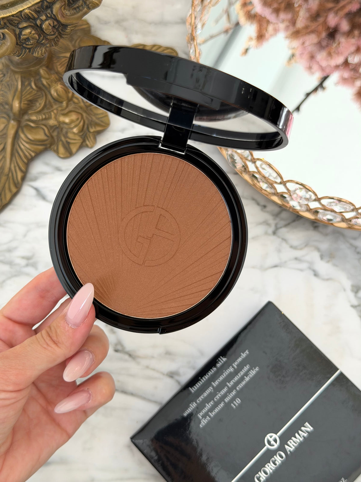 ARMANI Luminous Silk Longwear Creamy Bronzing Powder