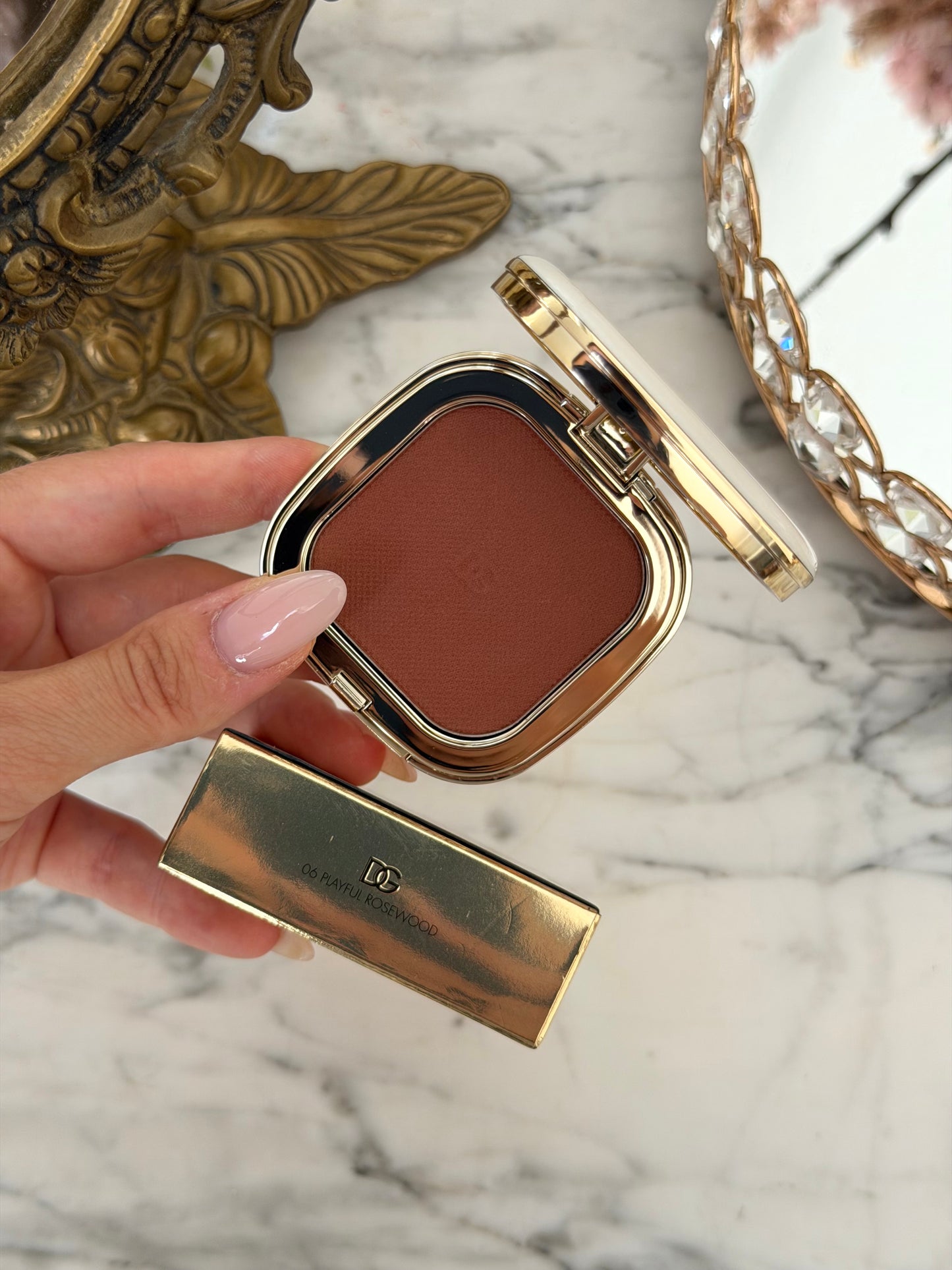 DOLCE & GABBANA
Cheek&Eyes Match - Lasting Blush & Eyshadow Powder (06)